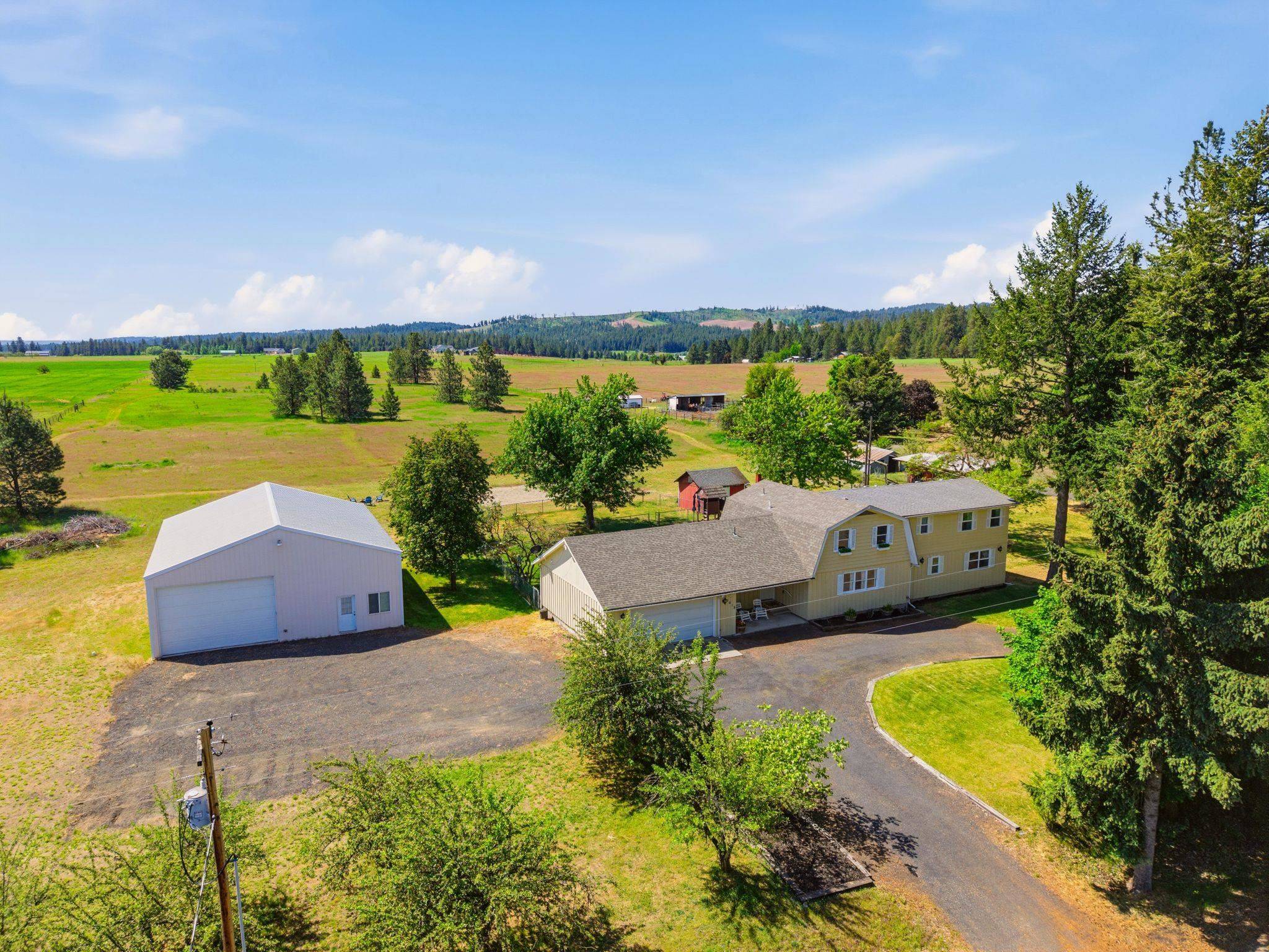 2619 W Woolard Rd, Colbert, WA 99005