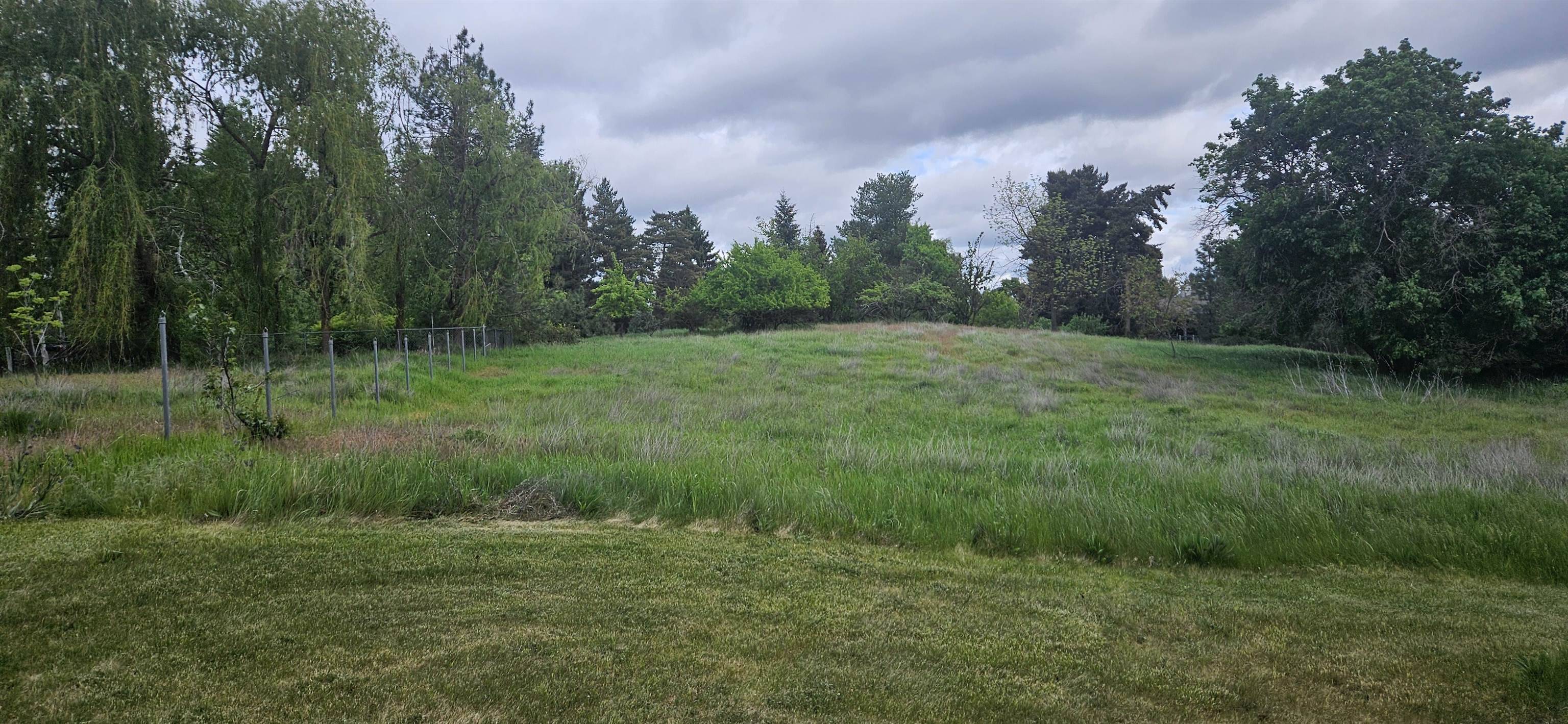 612 W Ivanhoe Rd, Spokane, WA 99218