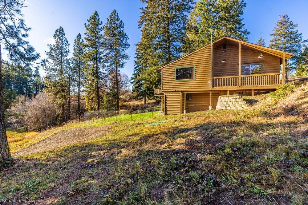 2353C Addy Gifford Rd, Addy, WA 99101