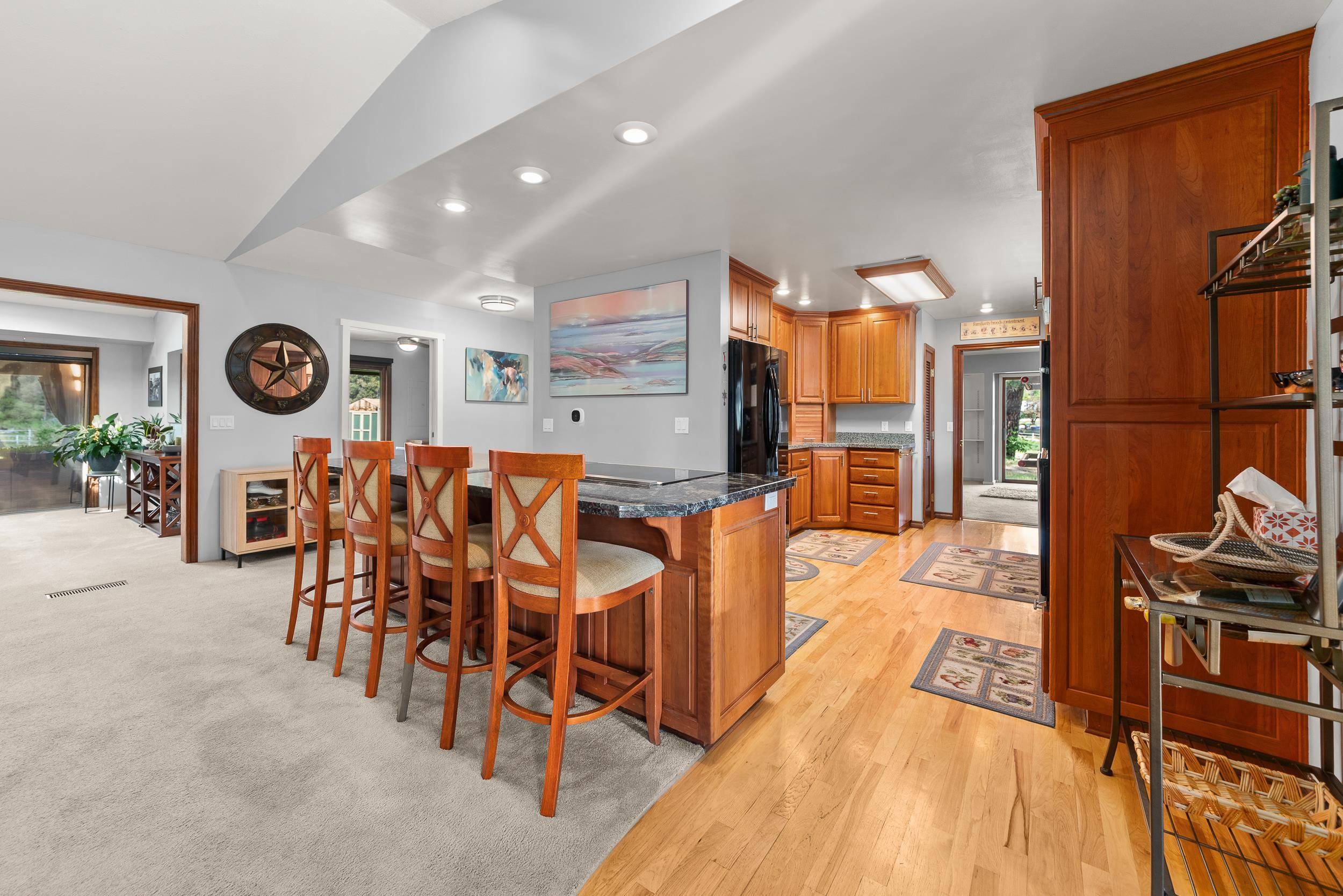 604 S Grove Rd, Spokane, WA 99224