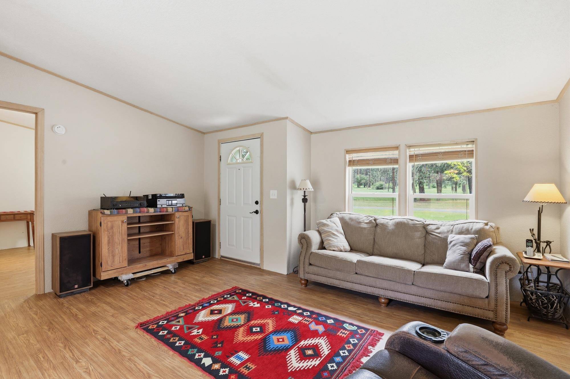 36499 N Teel Hill Rd, Davenport, WA 99122