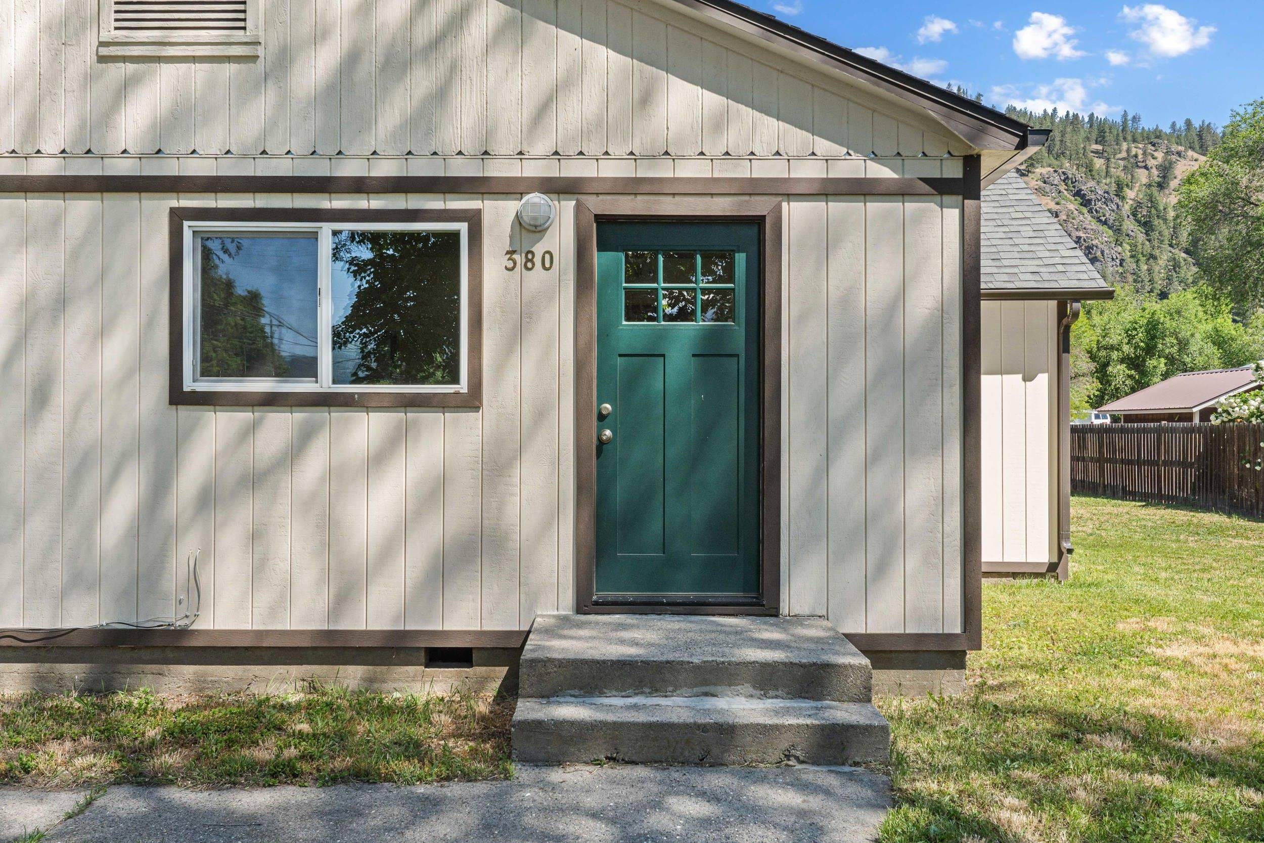 380 W 5th Ave, Kettle Falls, WA 99141