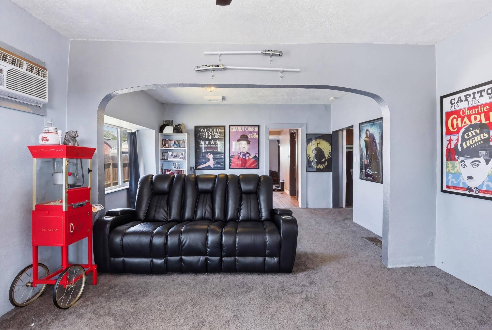 313 E E Queen Ave, Spokane, WA 99207