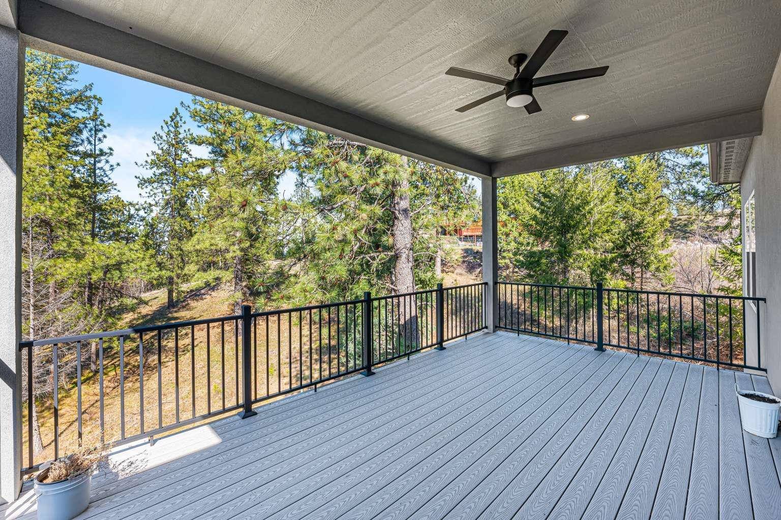 5902 S LOCHSA Ln, Spokane, WA 99206