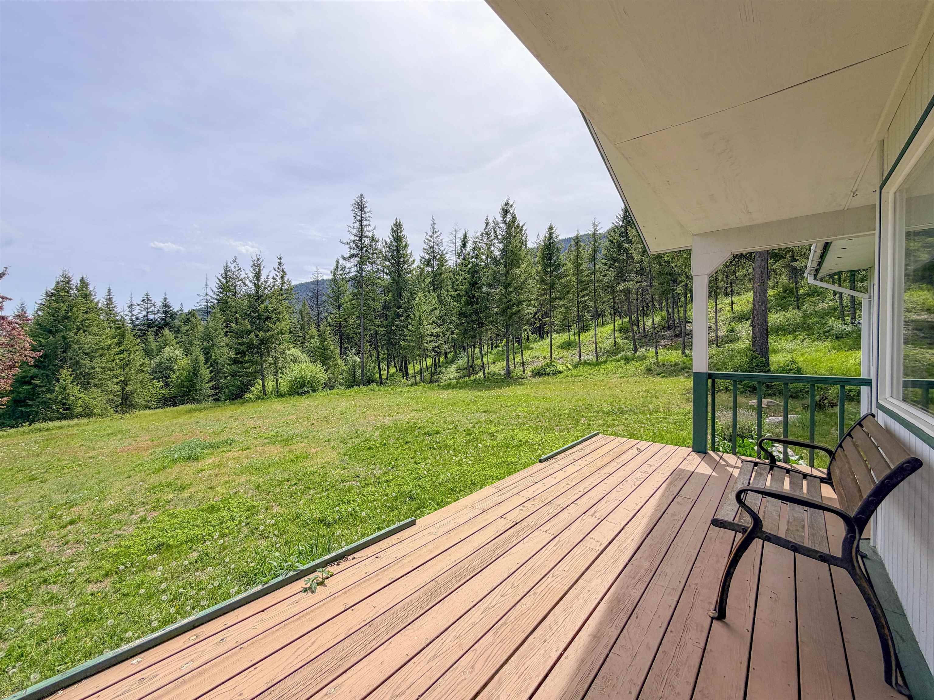 2015 Thoni Rd, Addy, WA 99101