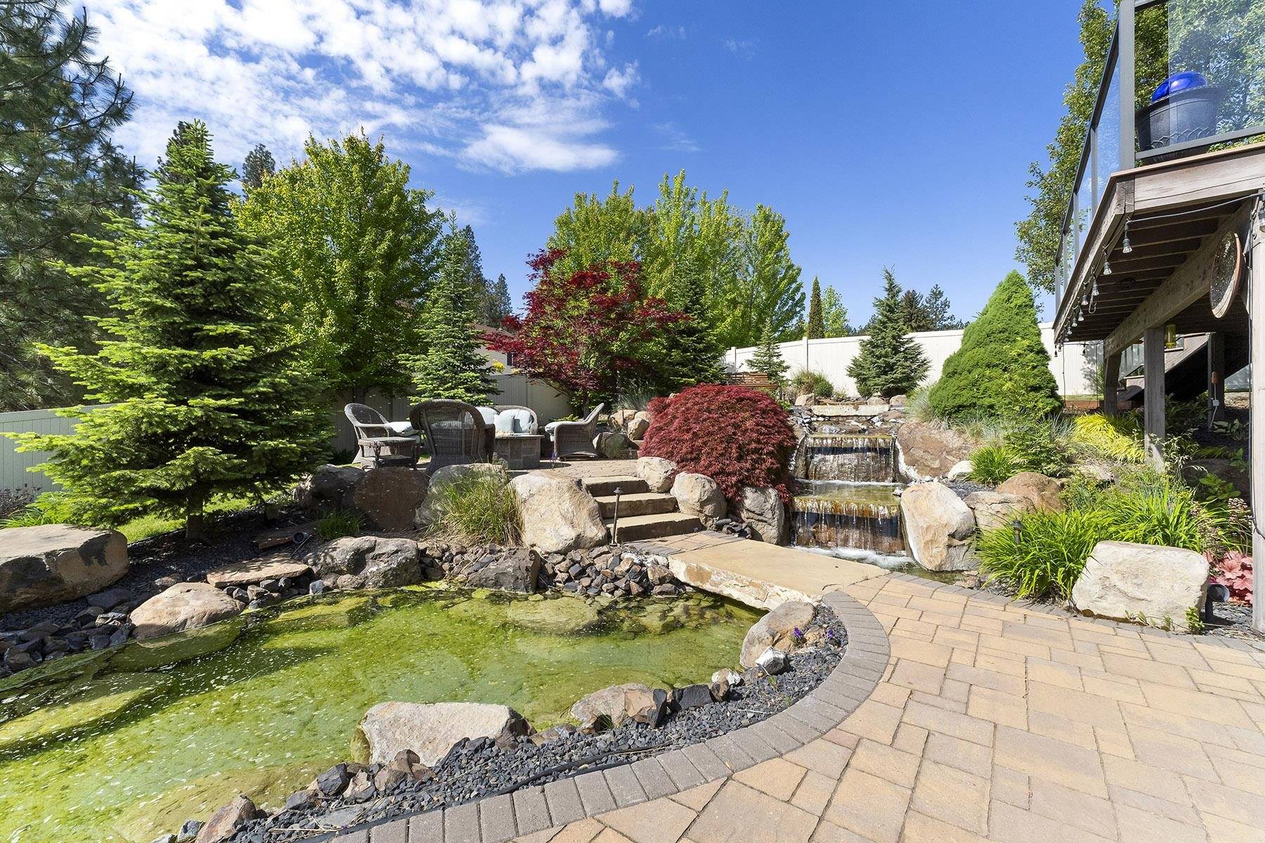 1227 W Quail Crest Ave, Spokane, WA 99224