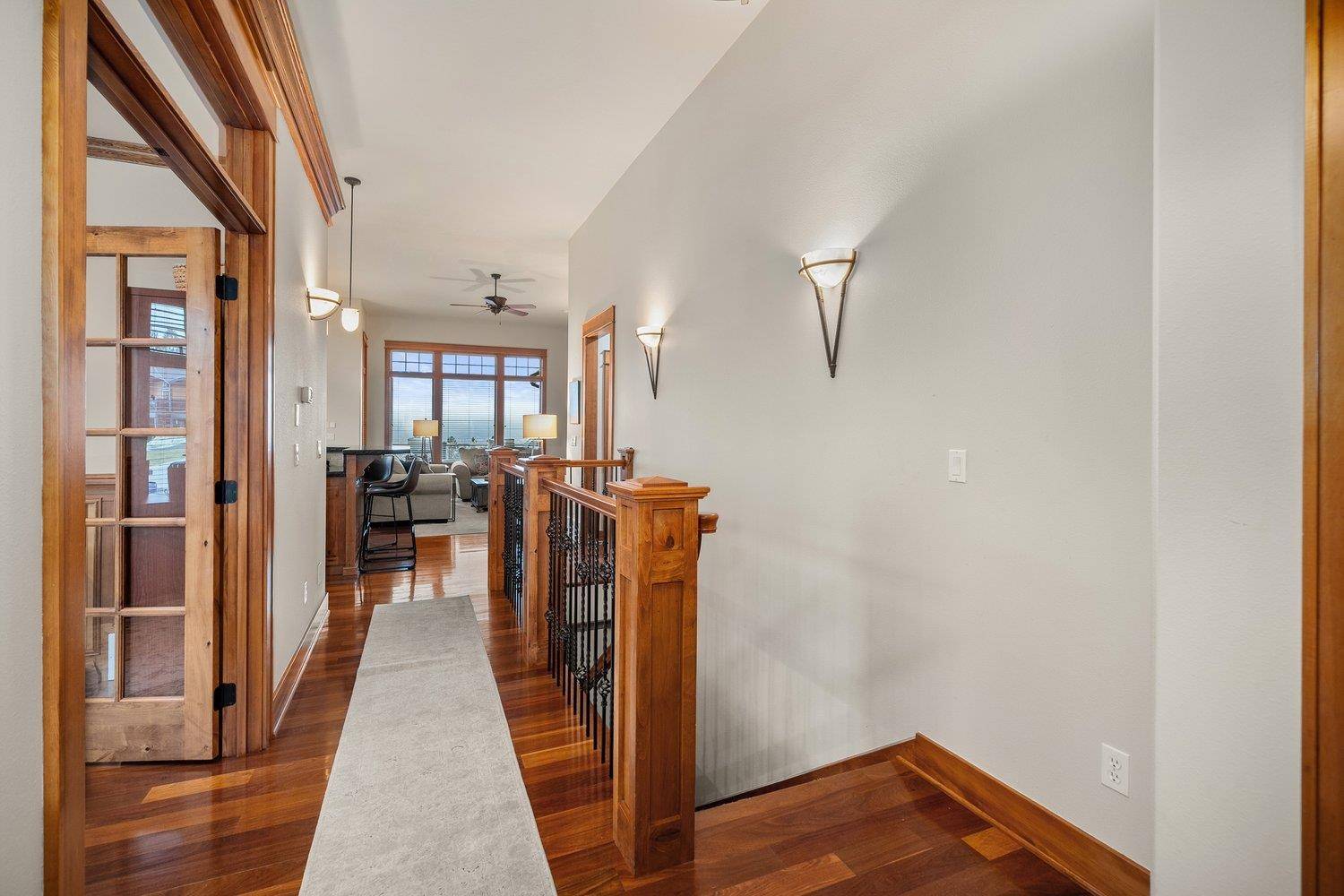 8926 E Courtview Ln, Spokane, WA 99217