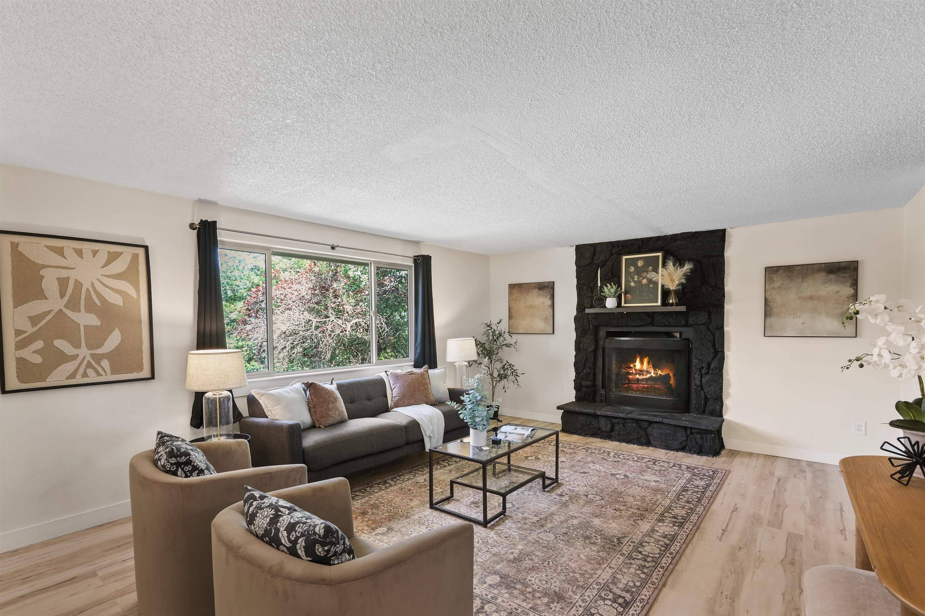 1306 E 18th Ave, Spokane, WA 99203