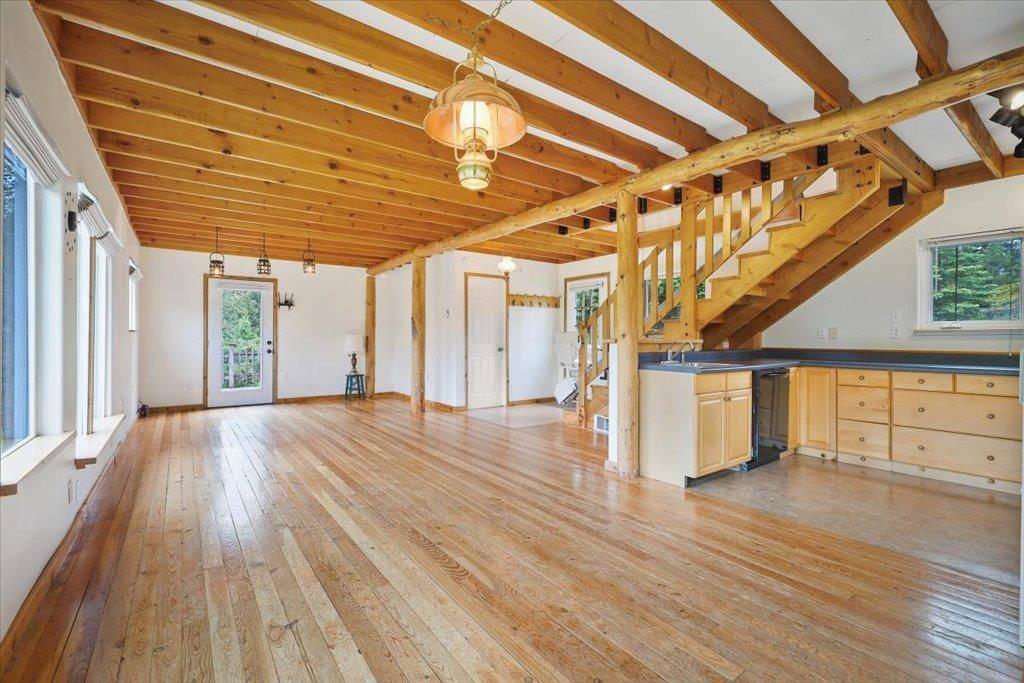 1021 Harworth Rd, Newport, WA 99156