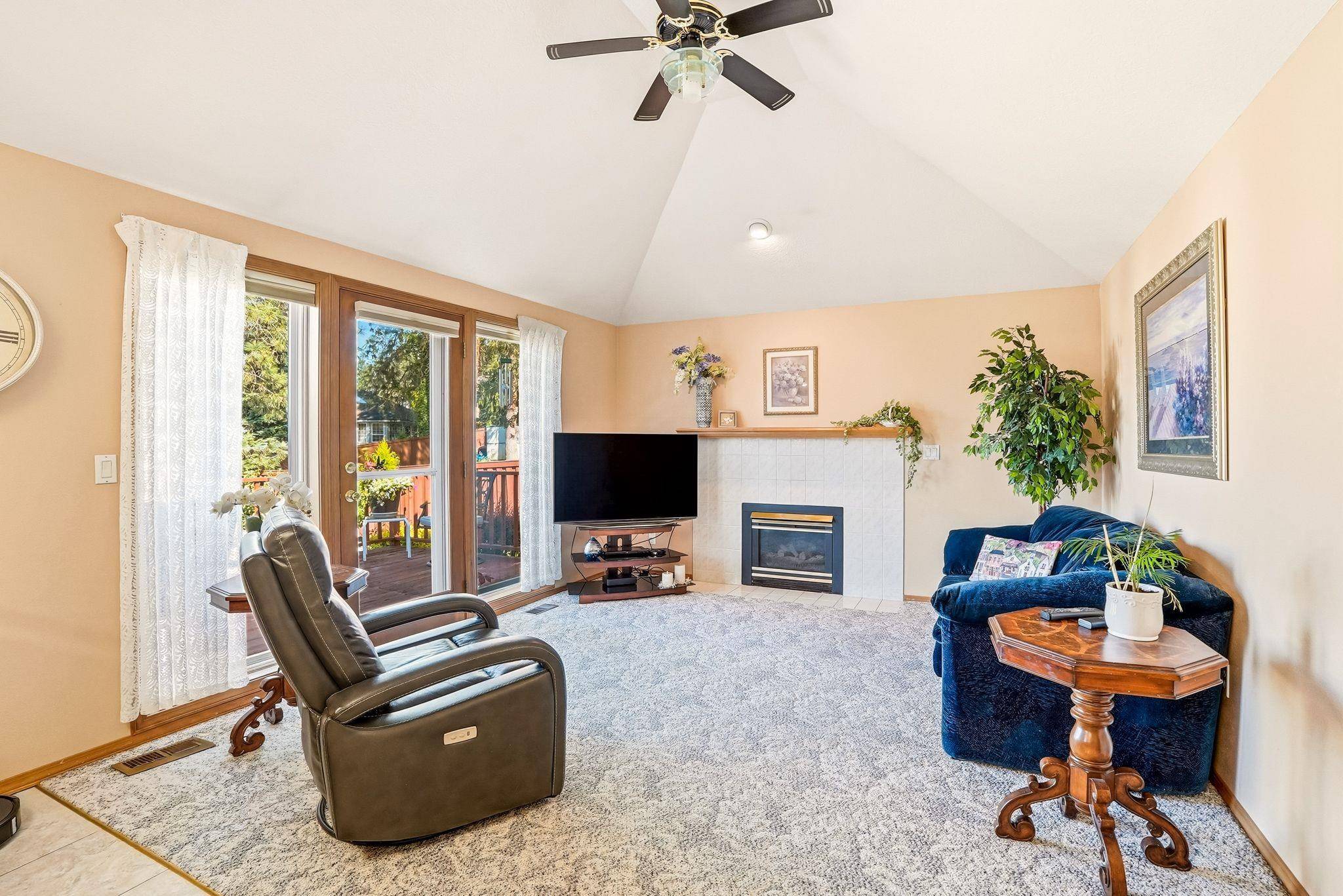 12116 N Morton Dr, Spokane, WA 99218
