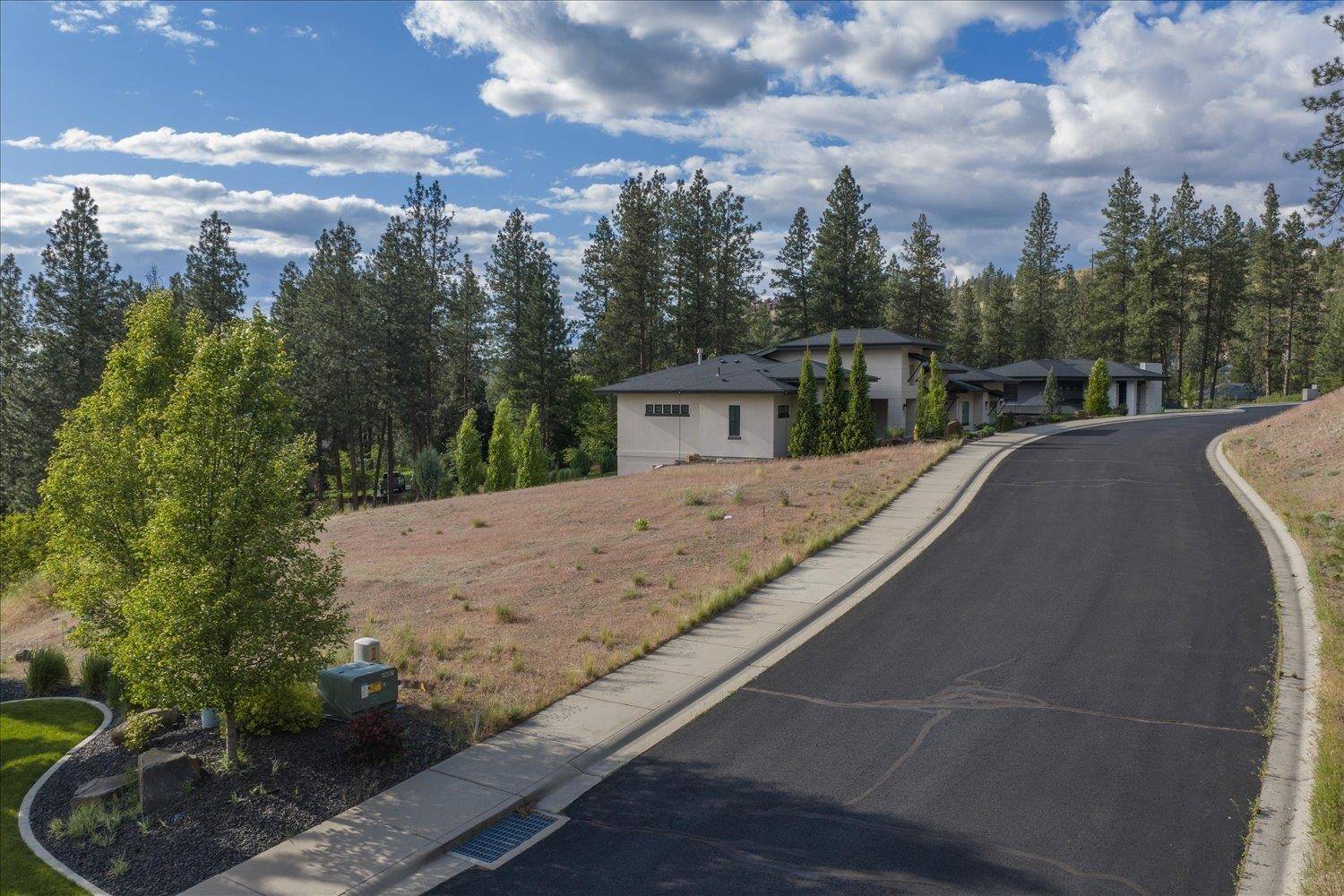 6412 S Verona Ln, Spokane, WA 99223