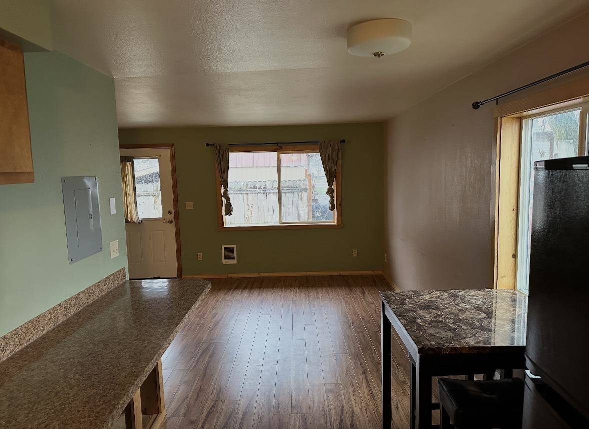 645 S Larch St, Kettle Falls, WA 99141