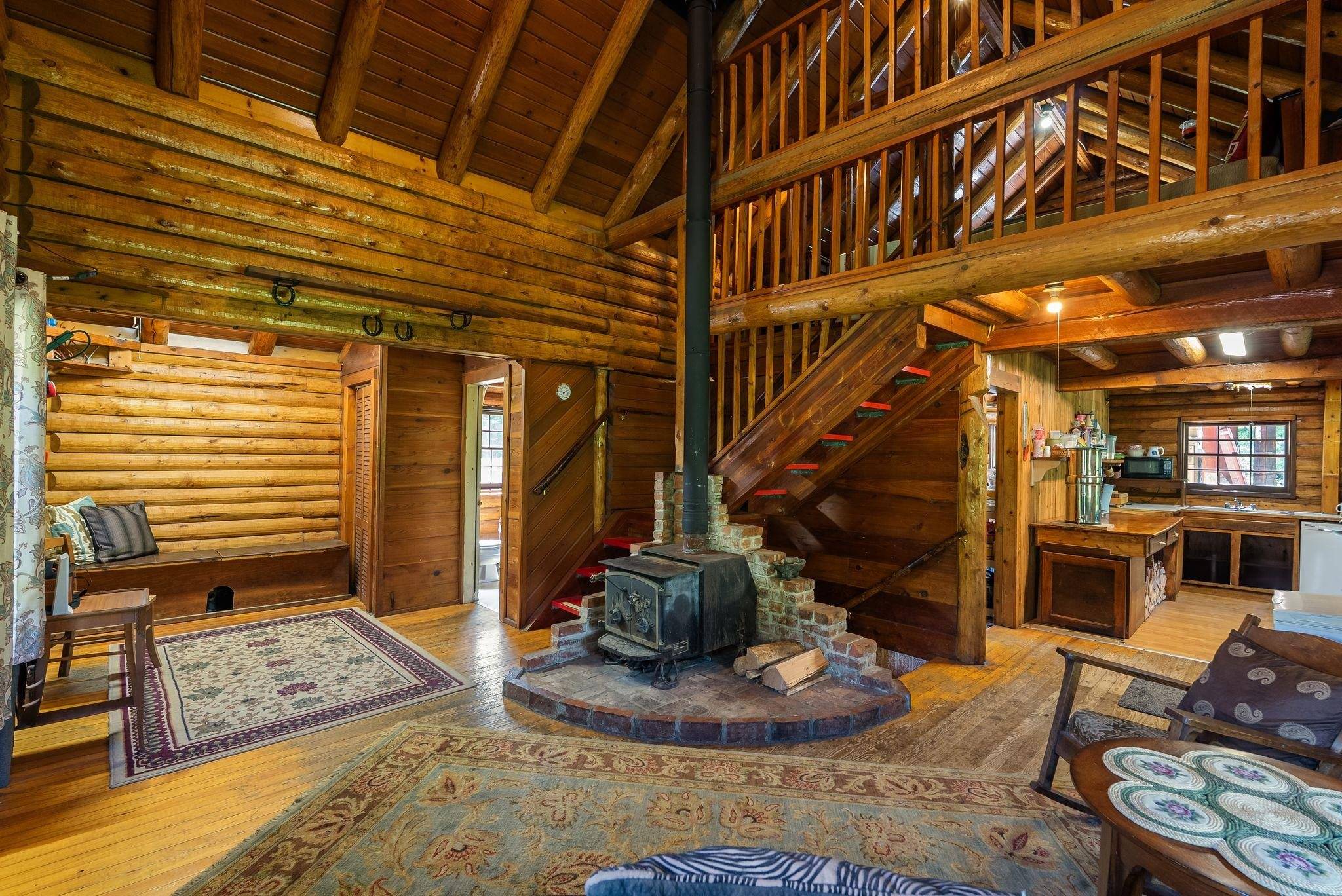 2502 Greenhood Rd, Newport, WA 99156