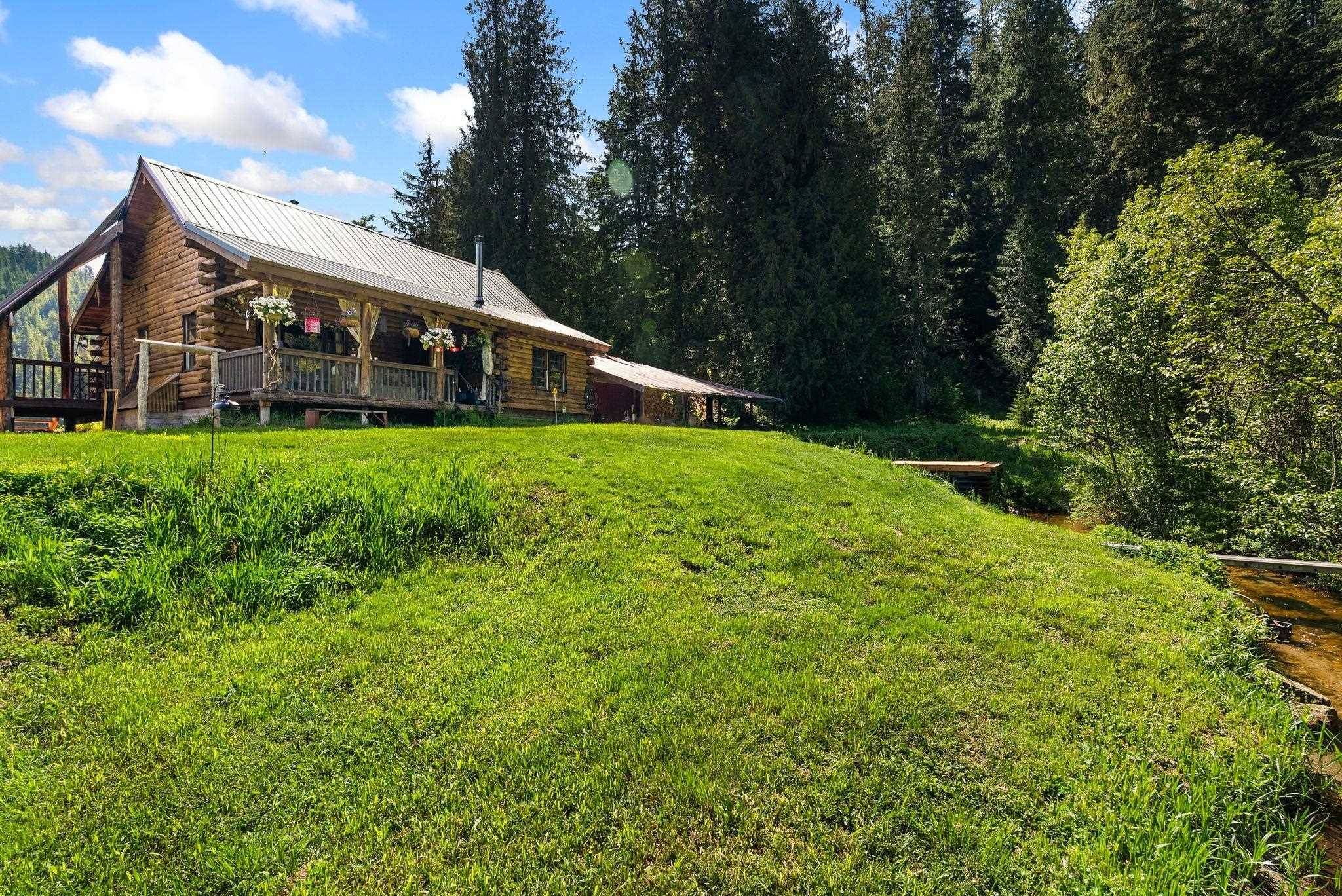 2502 Greenhood Rd, Newport, WA 99156