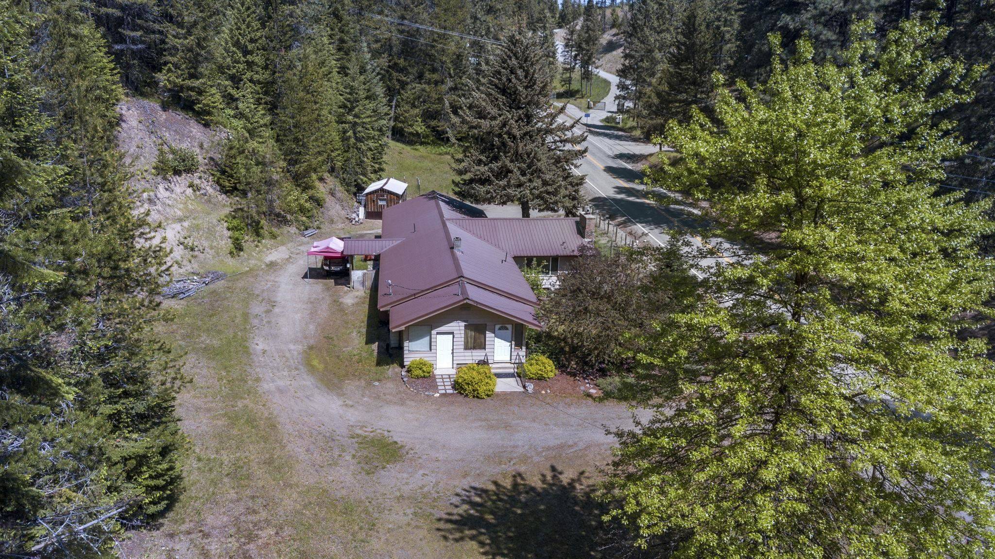13122 Deer Valley Rd, Newport, WA 99156