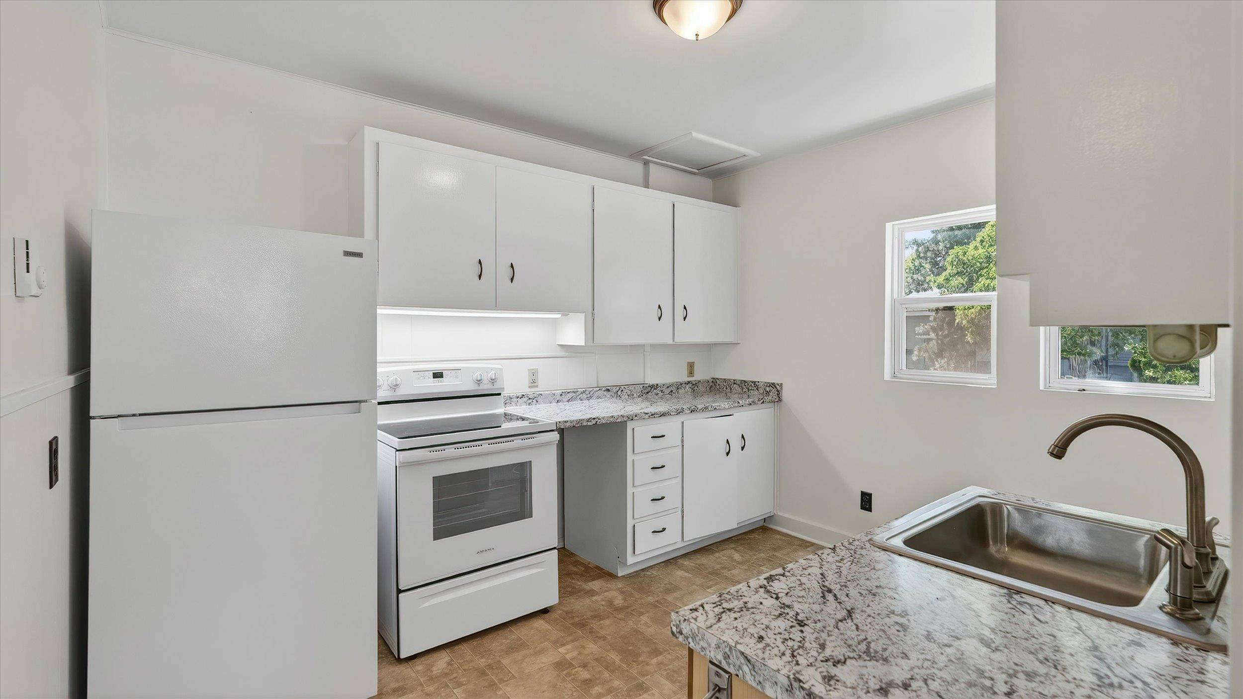 1130 W Nora Ave, Spokane, WA 99205