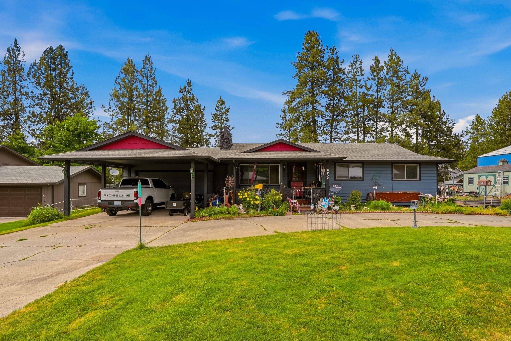 707 E Crawford Ave, Deer Park, WA 99006