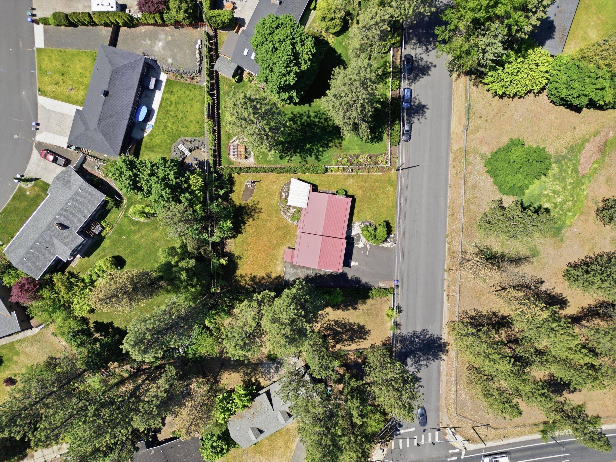 903 W HAWTHORNE Rd, Spokane, WA 99218