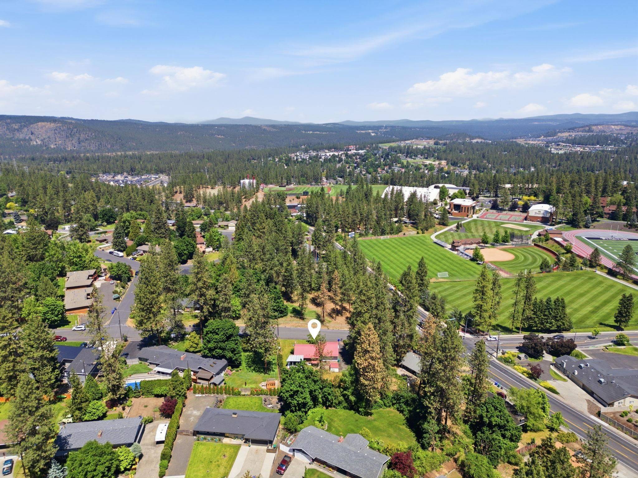 903 W HAWTHORNE Rd, Spokane, WA 99218