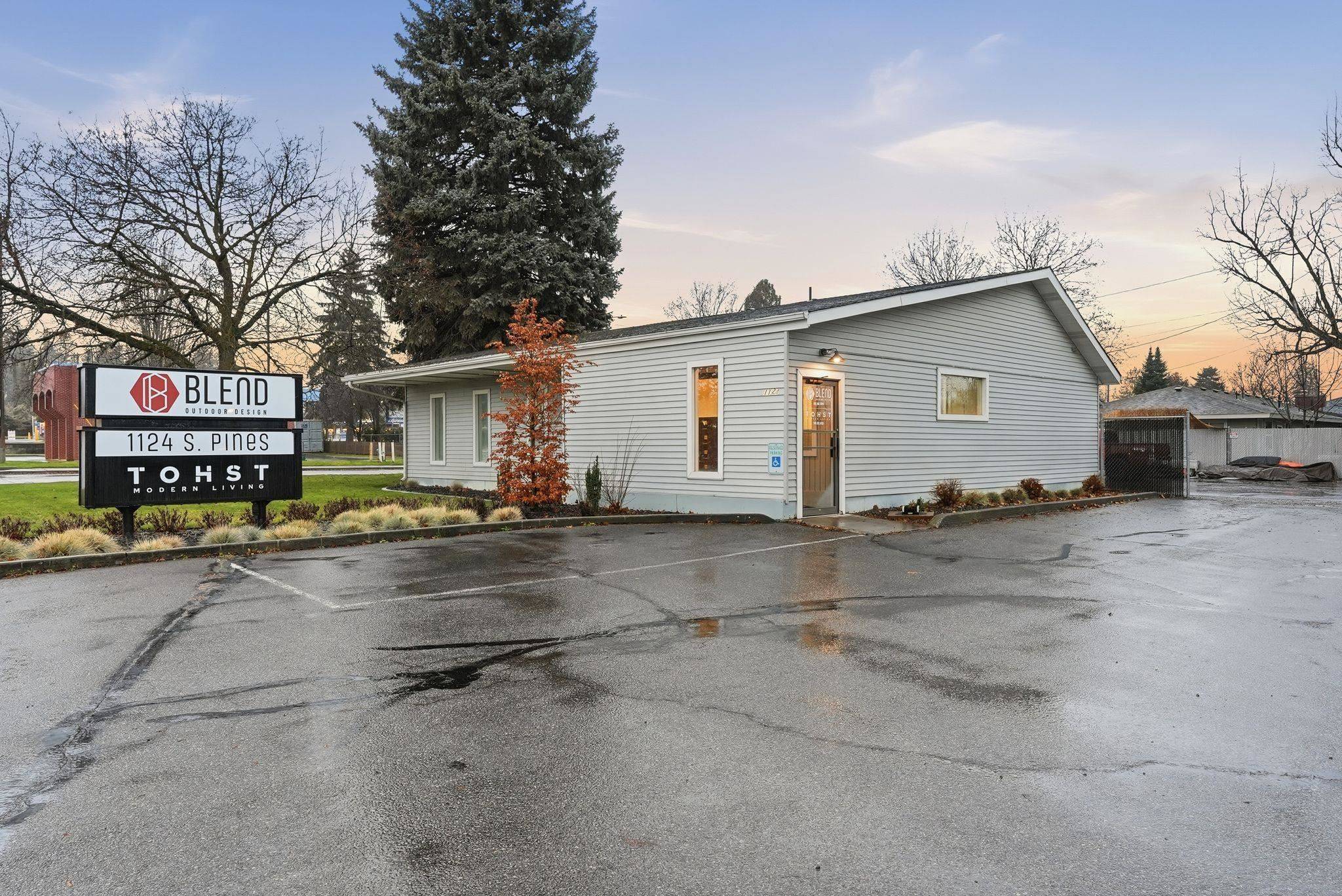 1124 S Pines Rd, Spokane Valley, WA 99206