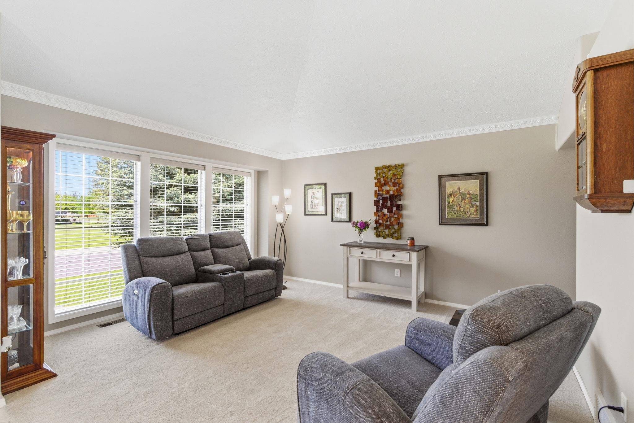 5024 E Birkenhead Ln, Colbert, WA 99005