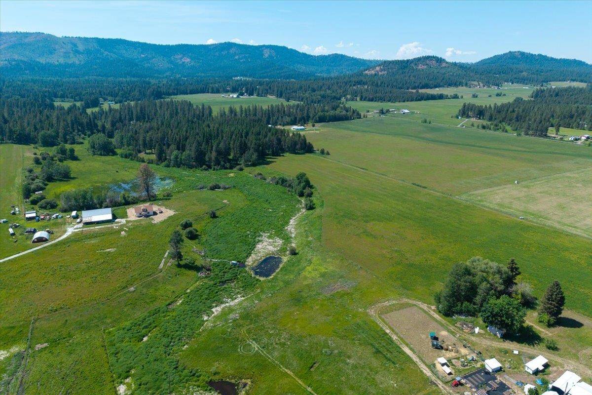 4668 Williams Valley Rd, Clayton, WA 99110