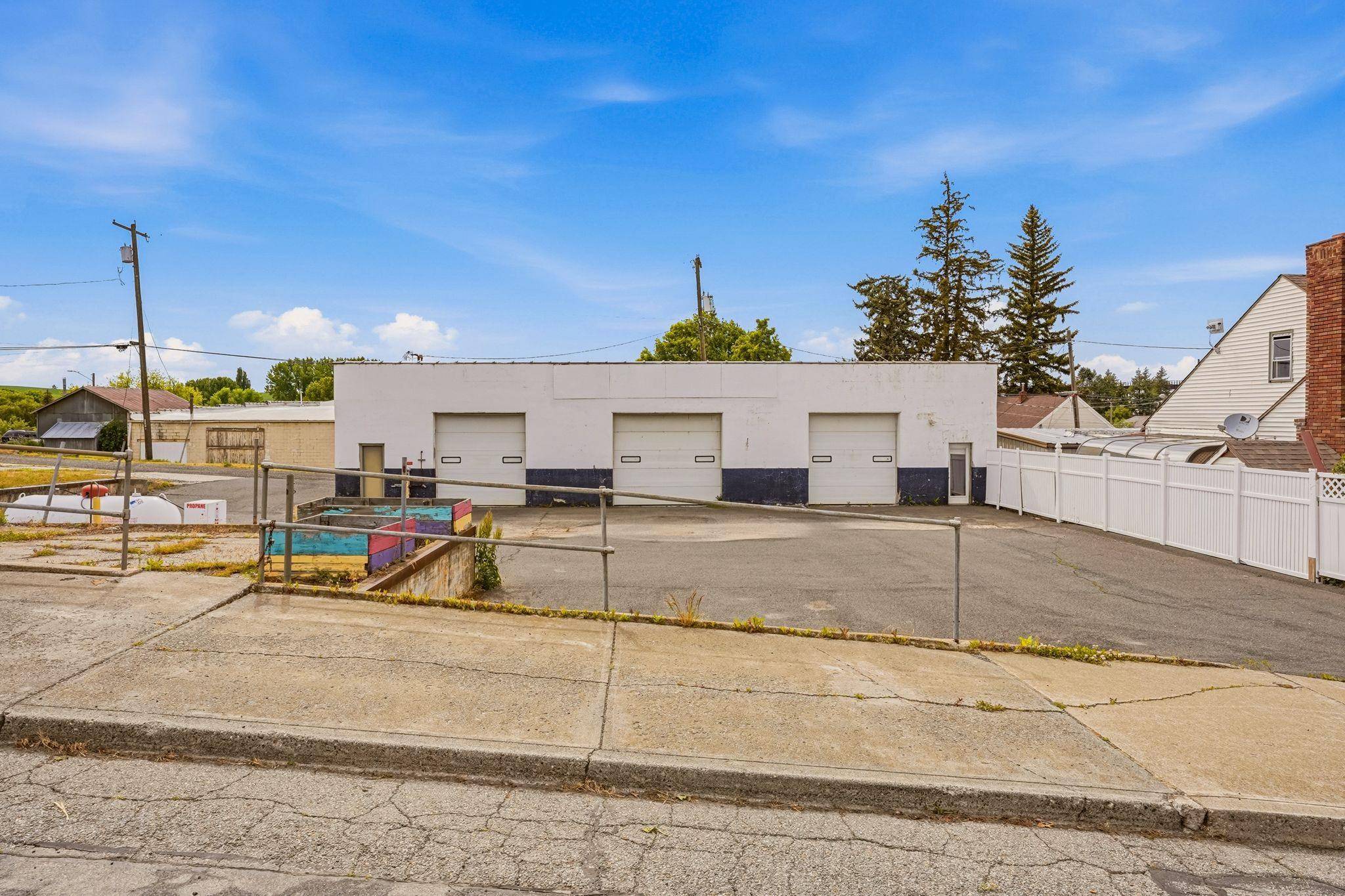 223 N Crosby St, Tekoa, WA 99033