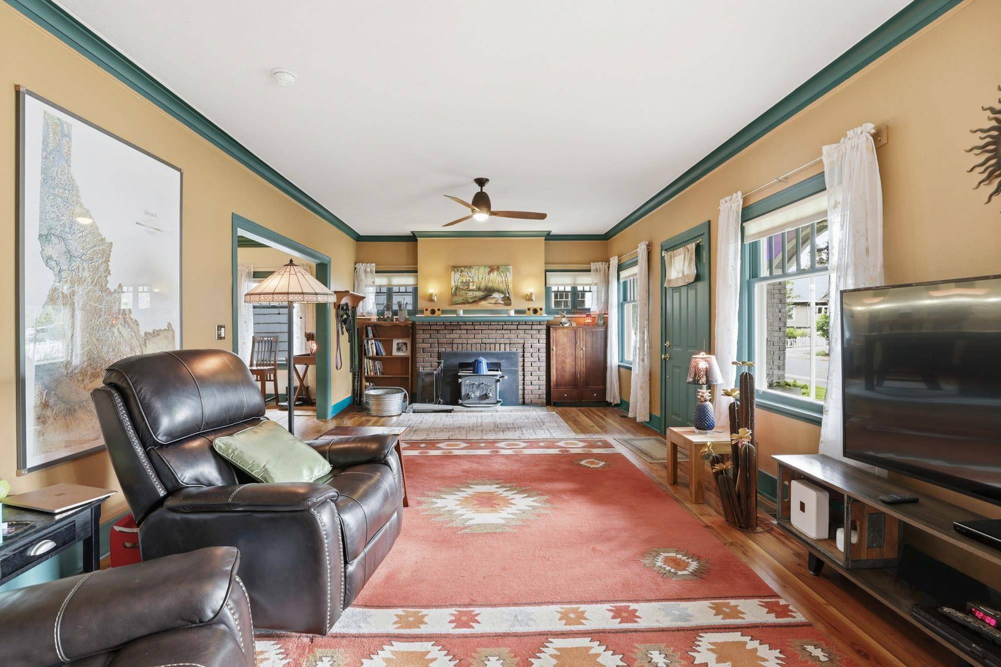 303 E 16th Ave, Spokane, WA 99203