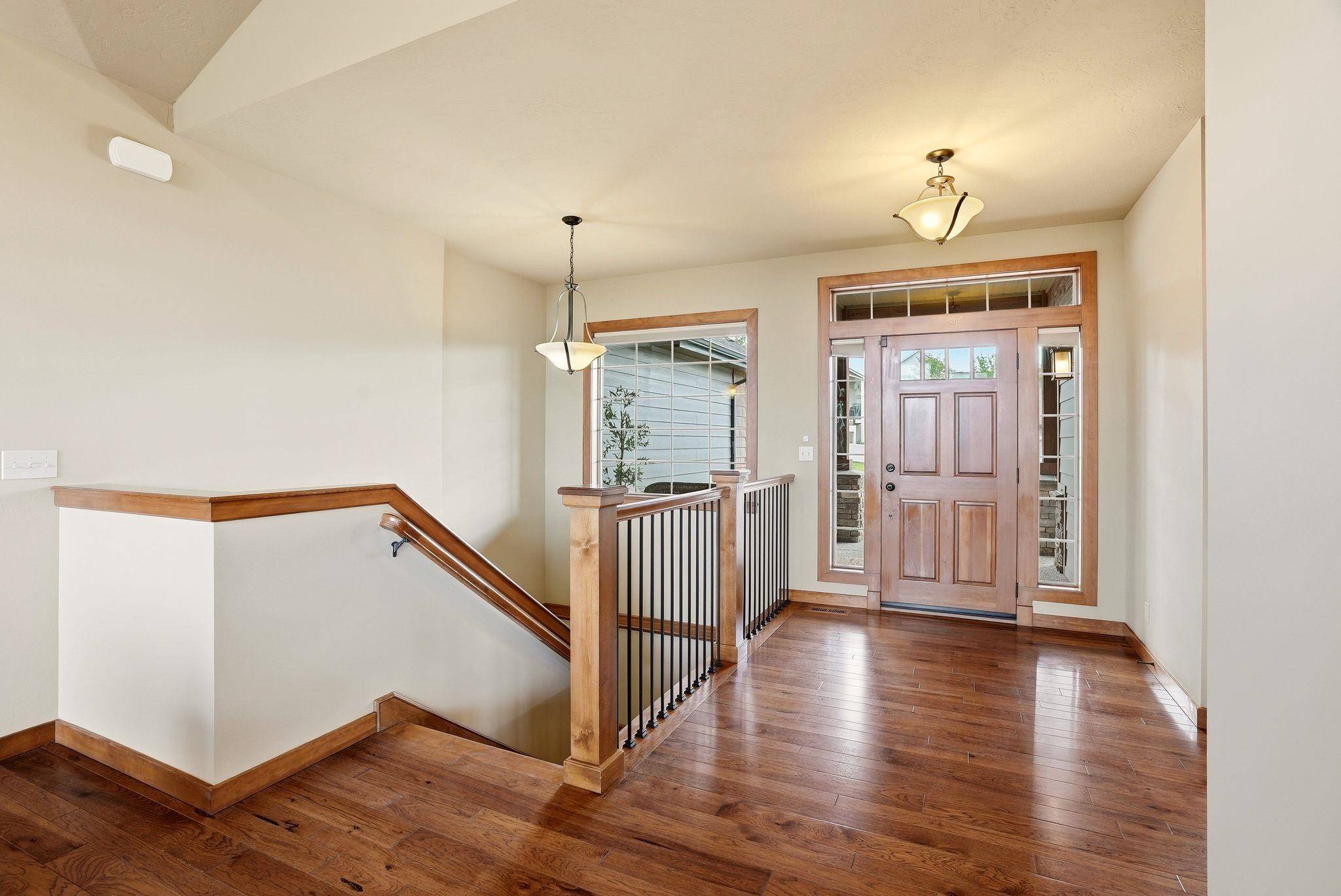908 W Stirlingview Dr, Spokane, WA 99224