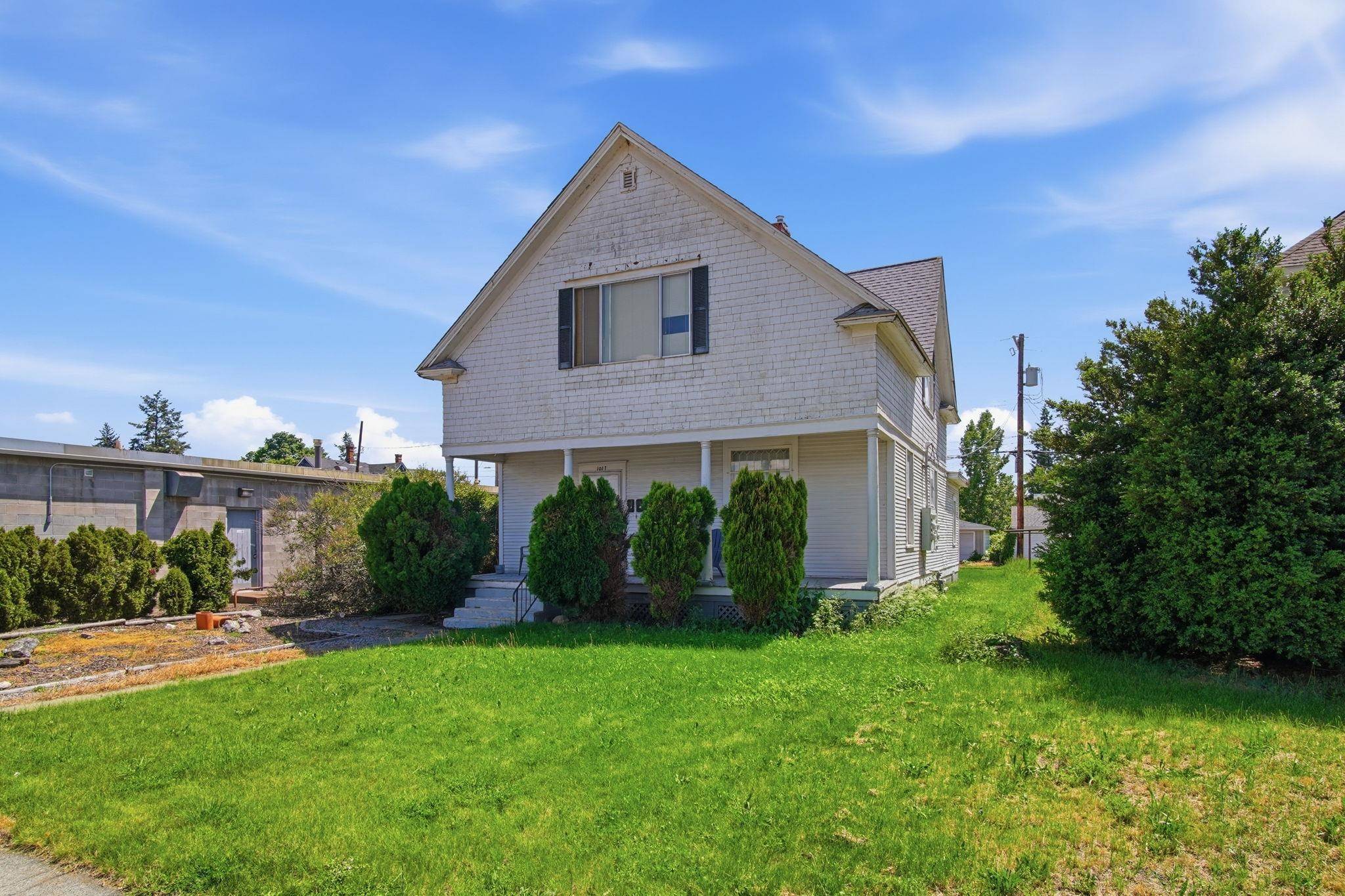 1017 W Fairview Ave, Spokane, WA 99205