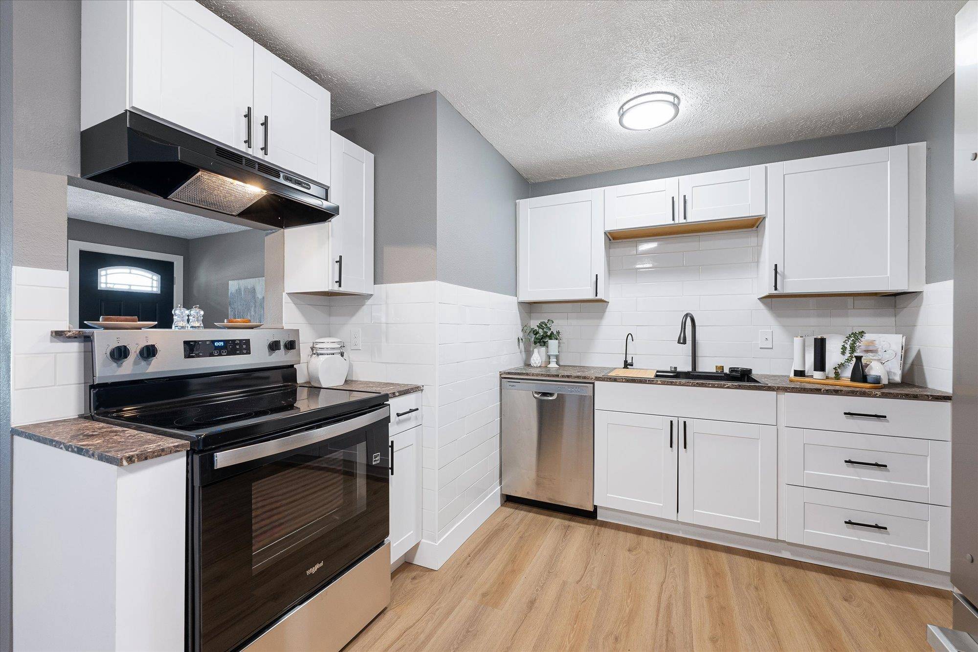 6212 N Assembly St, Spokane, WA 99205