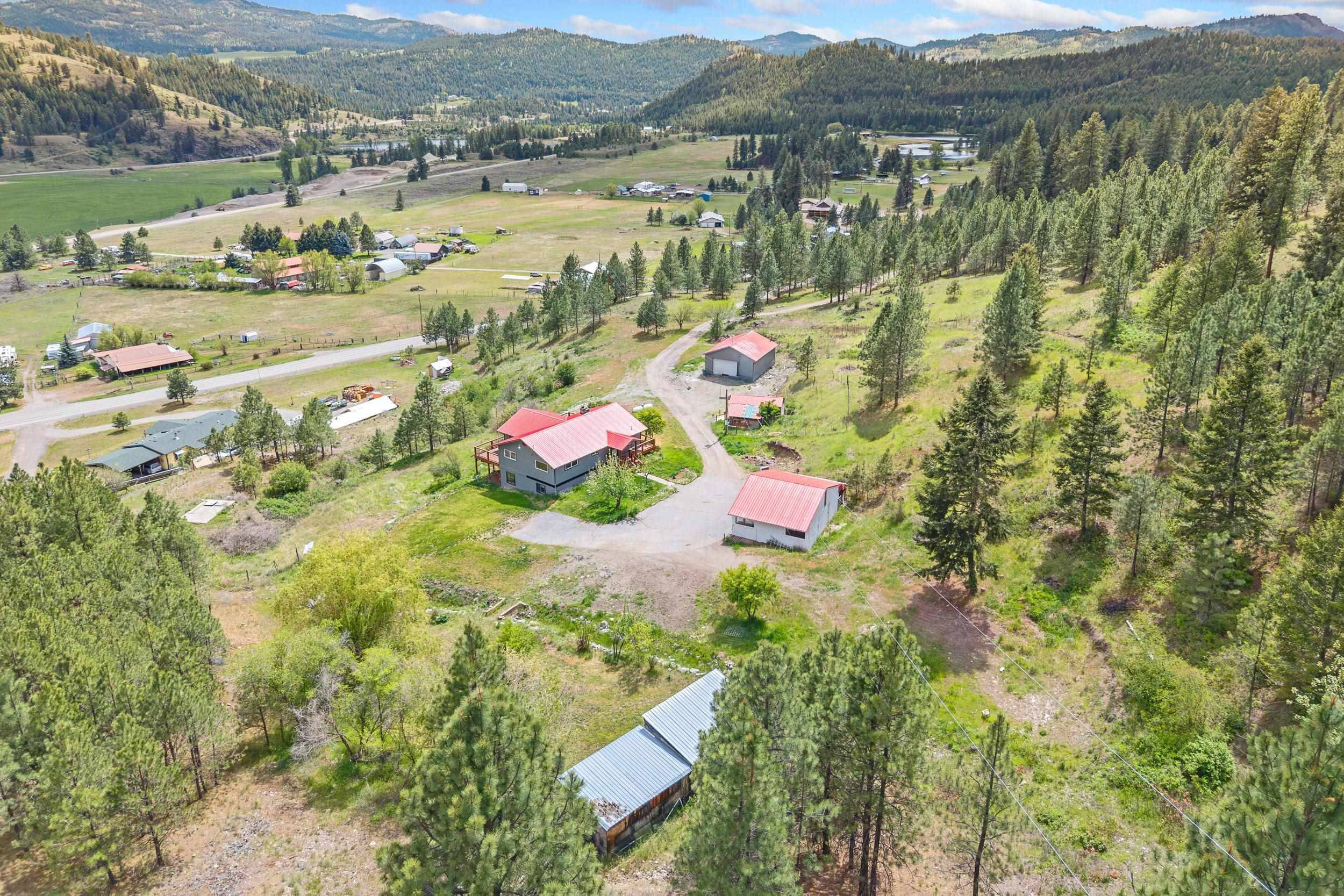16 Antler Rd, Republic, WA 99166