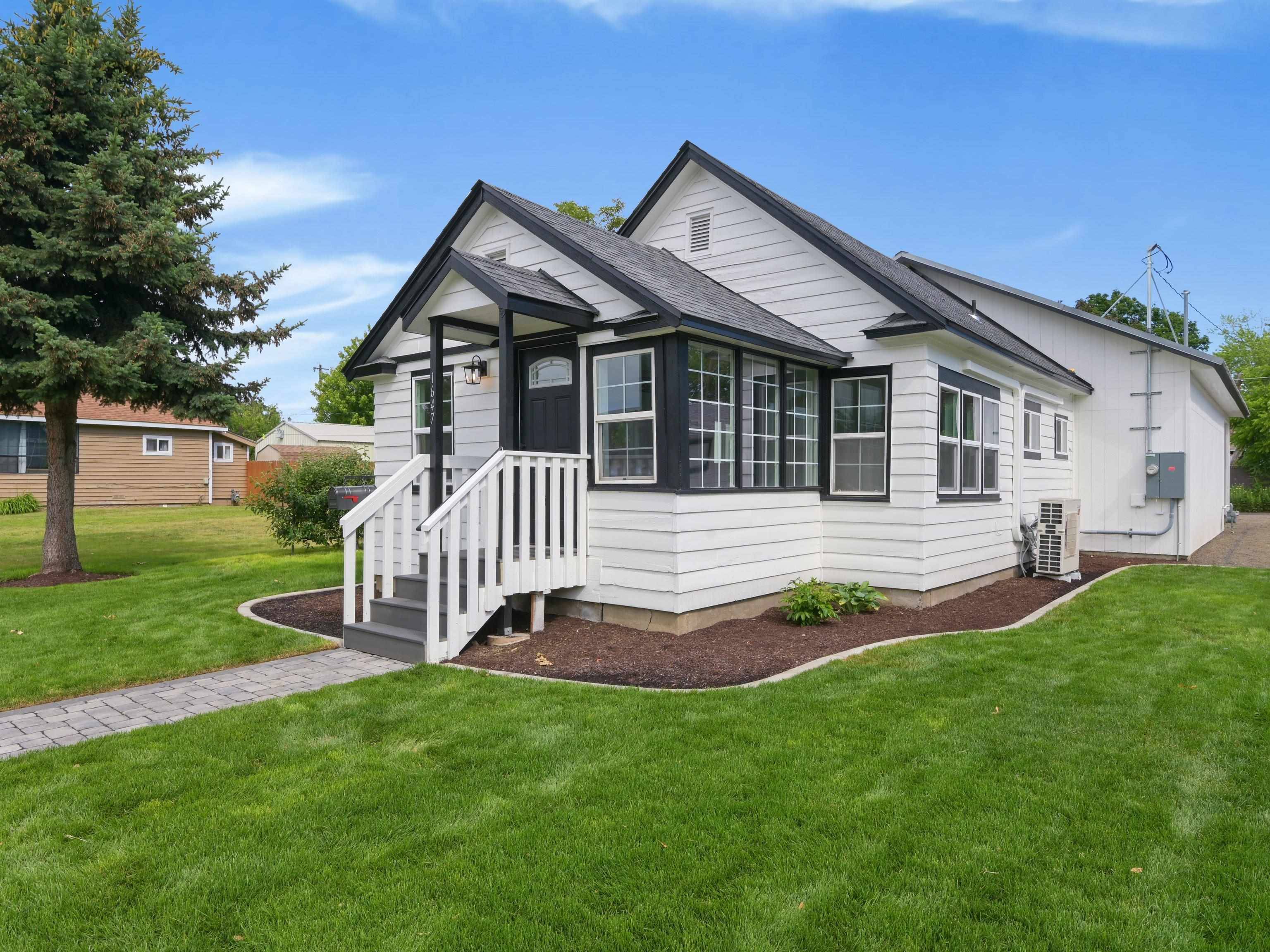 1647 E Gordon Ave, Spokane, WA 99207