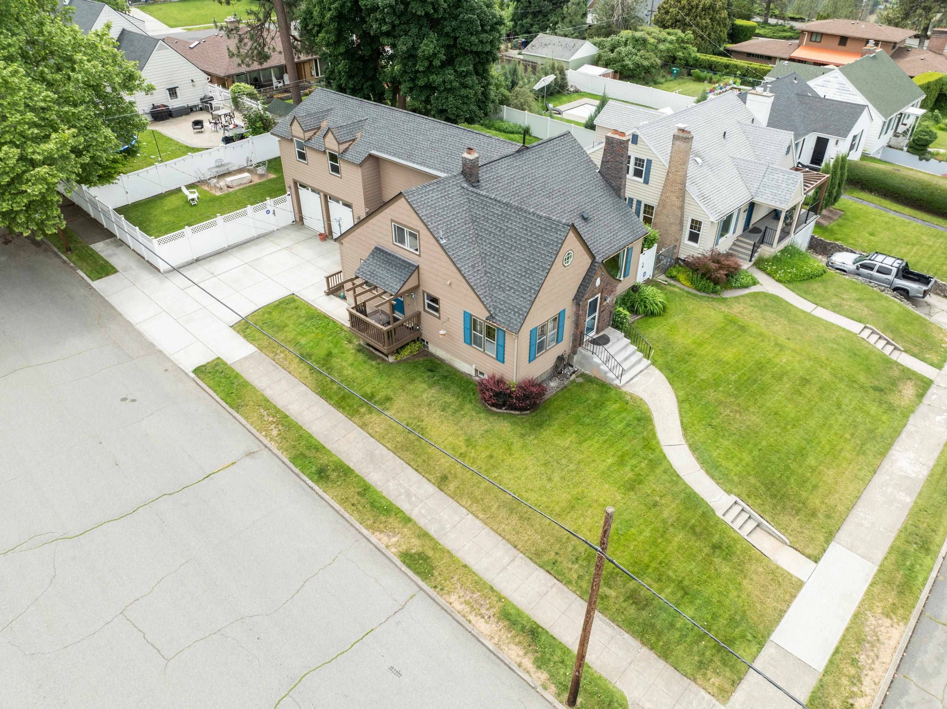 1103 W 27th Ave, Spokane, WA 99203