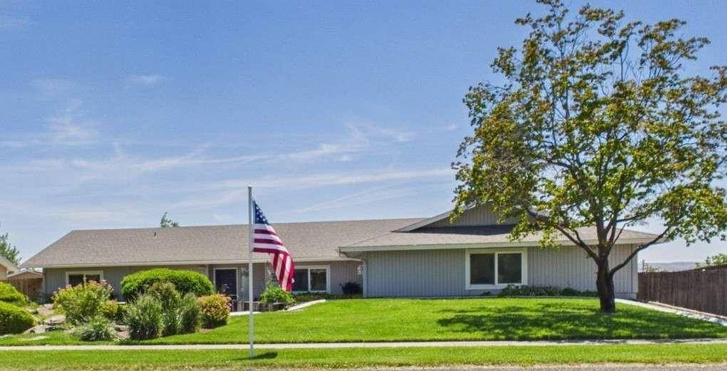 4710 Desert Plateau Dr, Pasco, WA 99301