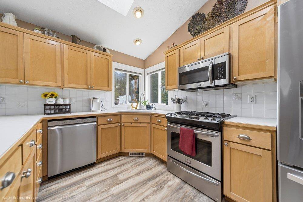 4318 E Winfield Rd, Mead, WA 99021