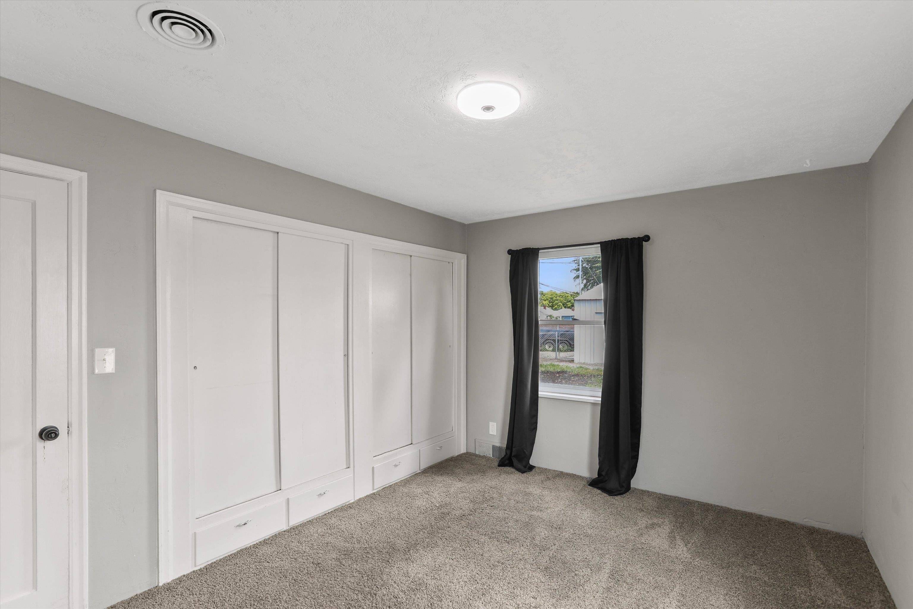 1618 N Smith St, Spokane, WA 99207