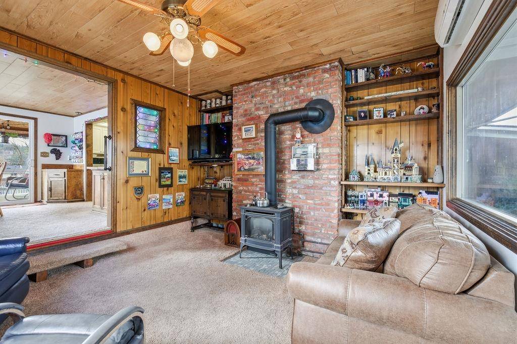 5204 E Granite Point Dr, Spokane, WA 99212