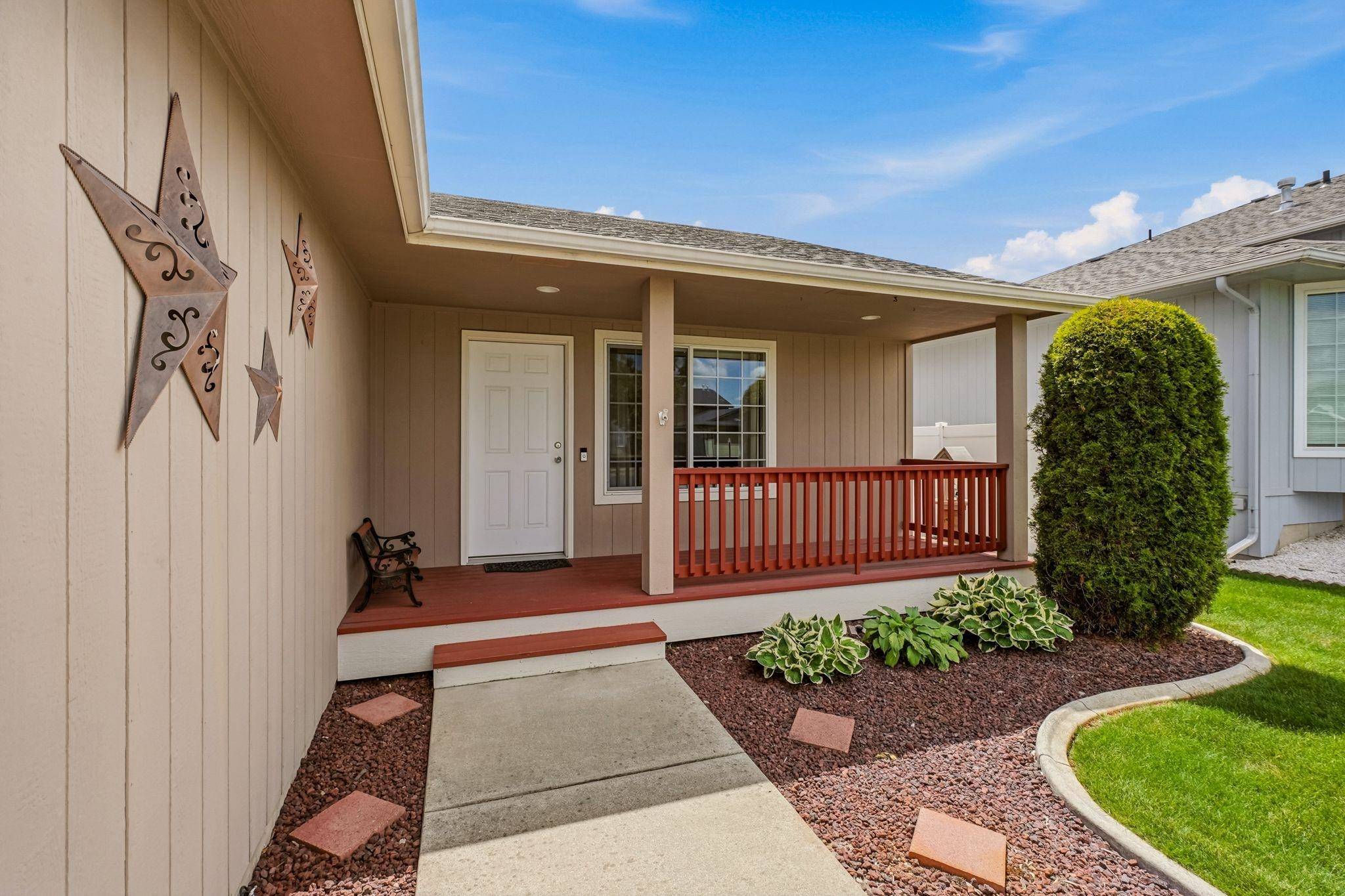 1512 E Houghton Ct, Spokane, WA 99217
