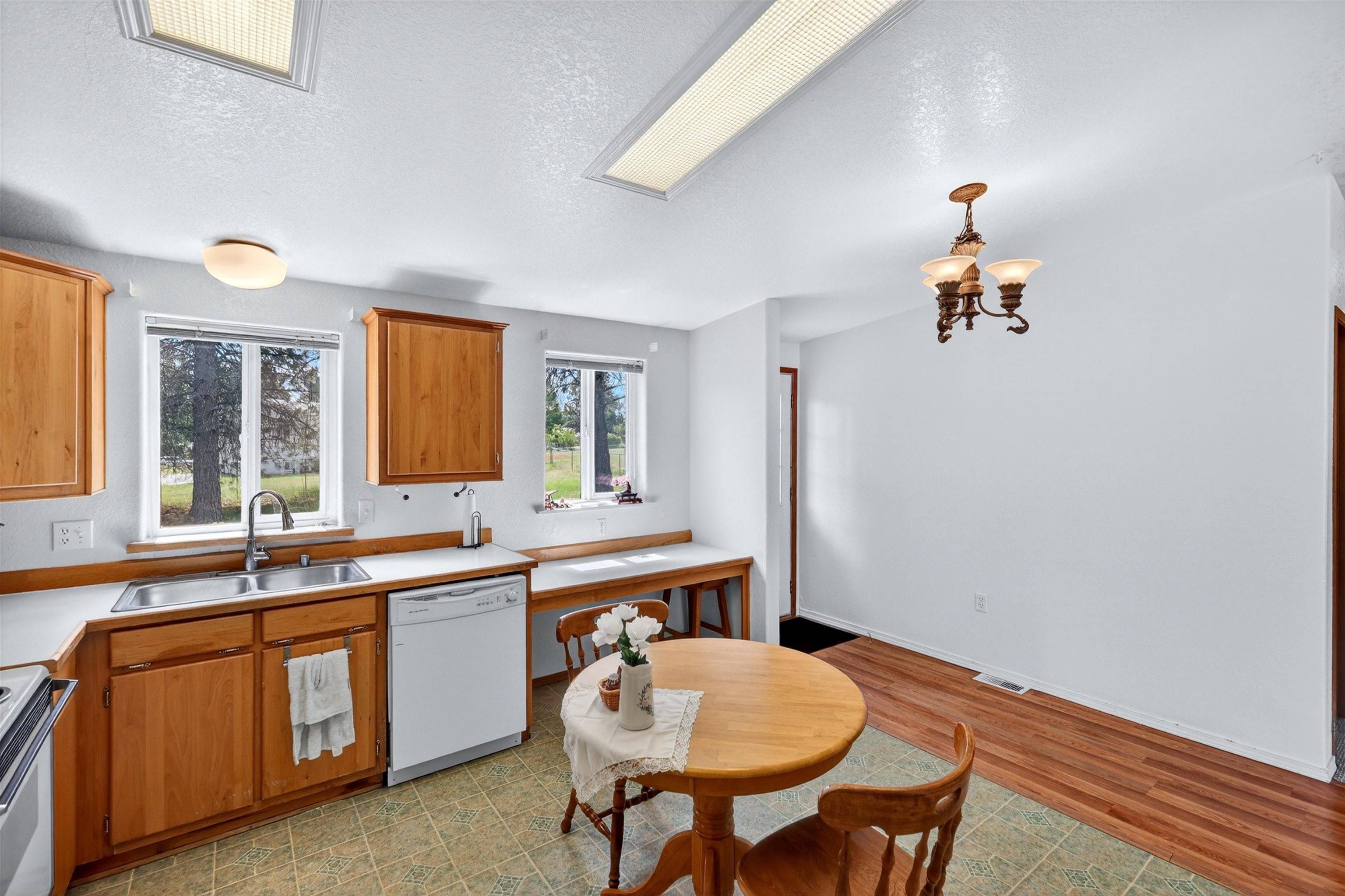 1605/1607 W 1st St, Newport, WA 99156