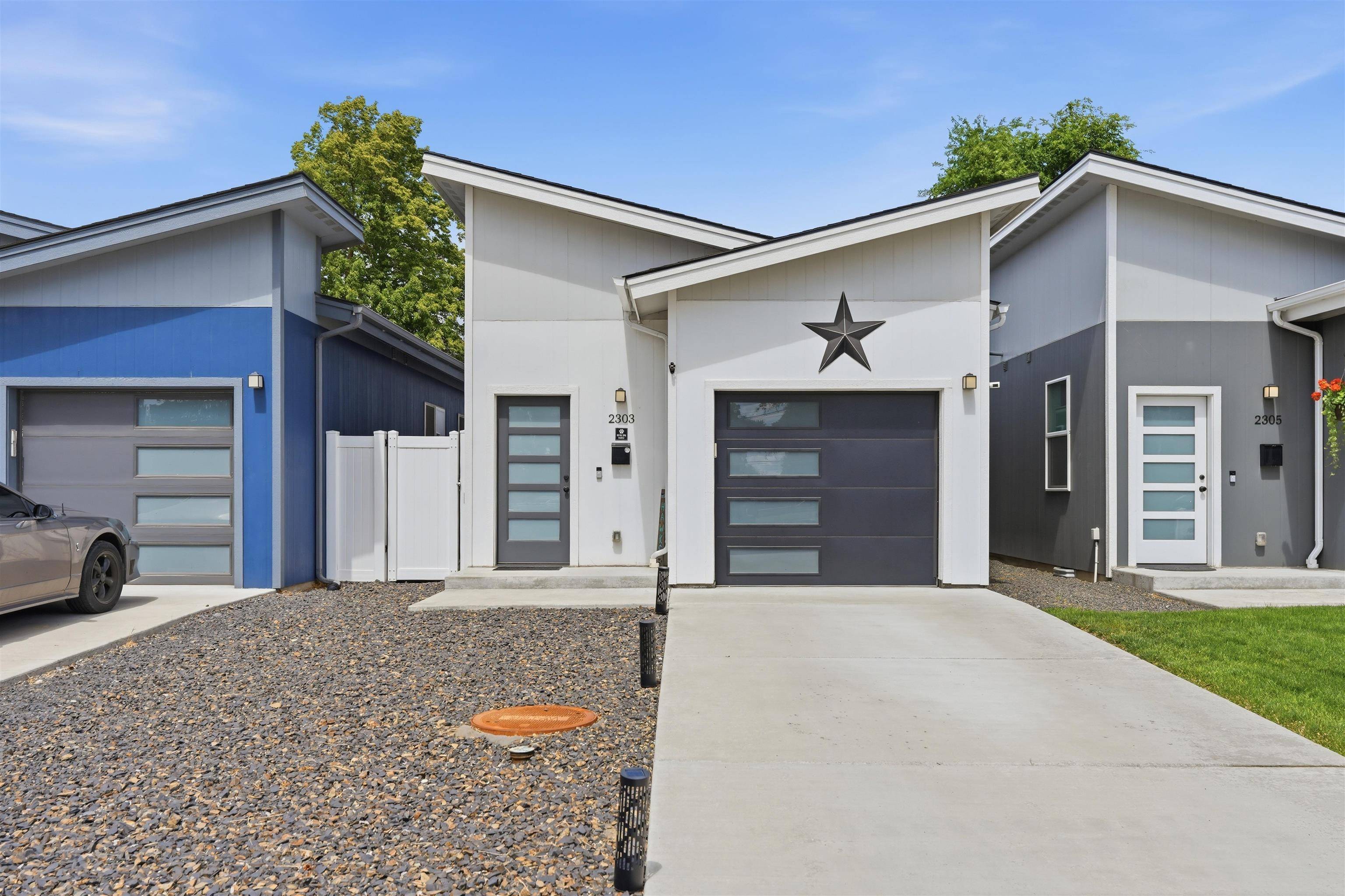 2303 E Longfellow Ave, Spokane, WA 99207