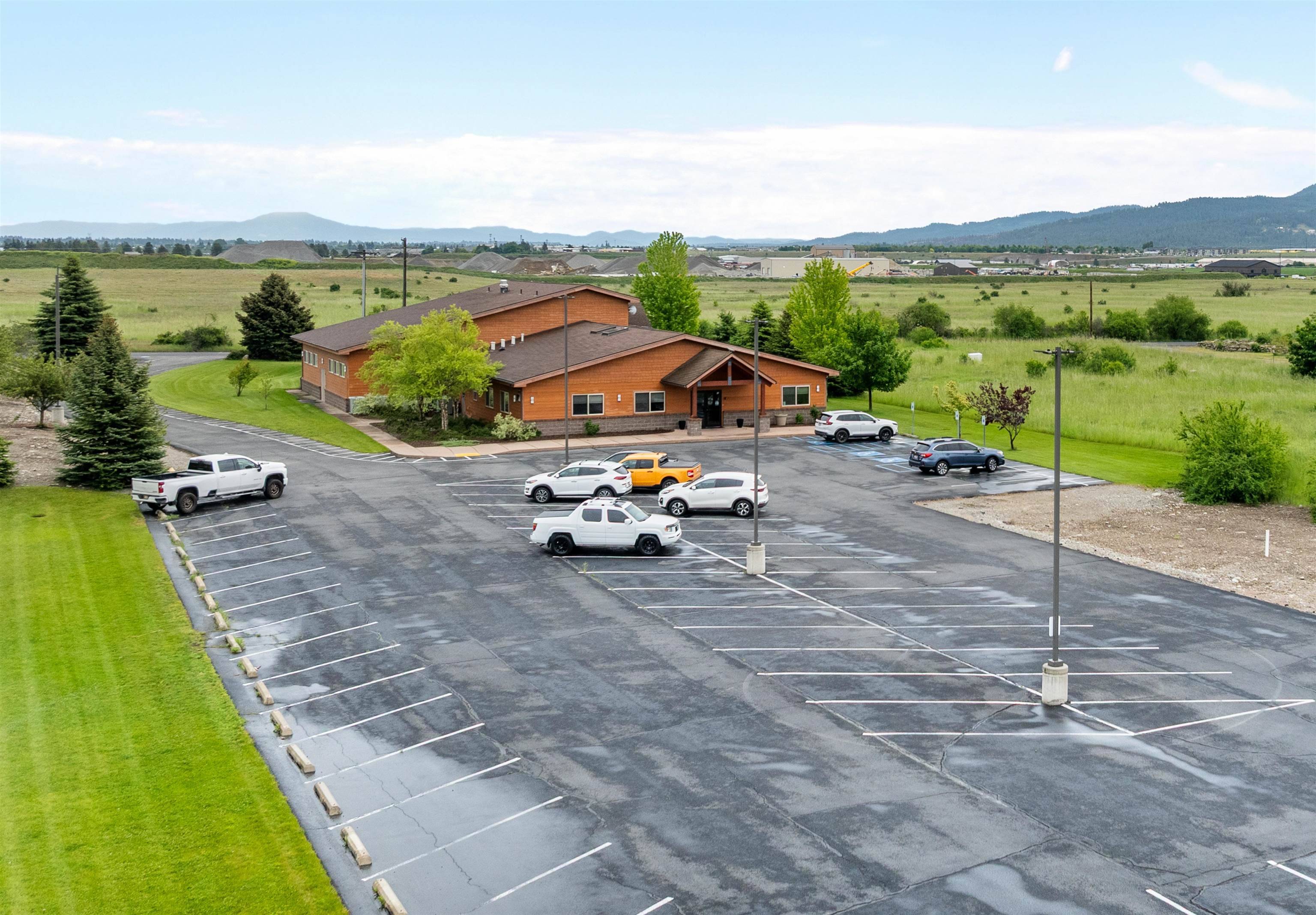 6701 N Idaho Rd, Newman Lake, WA 99025