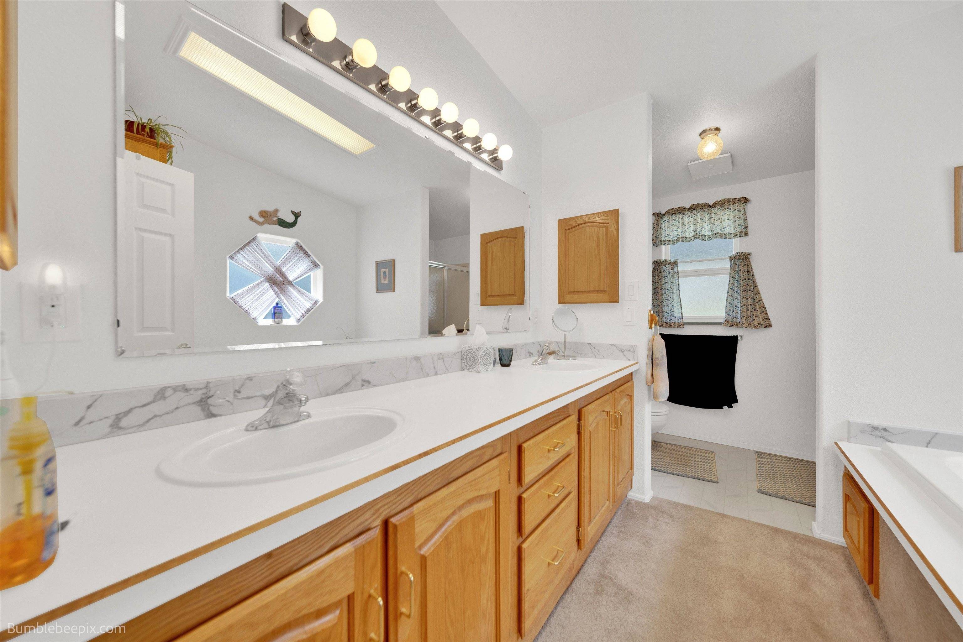 321924 Hwy 2 Hwy, Newport, WA 99156