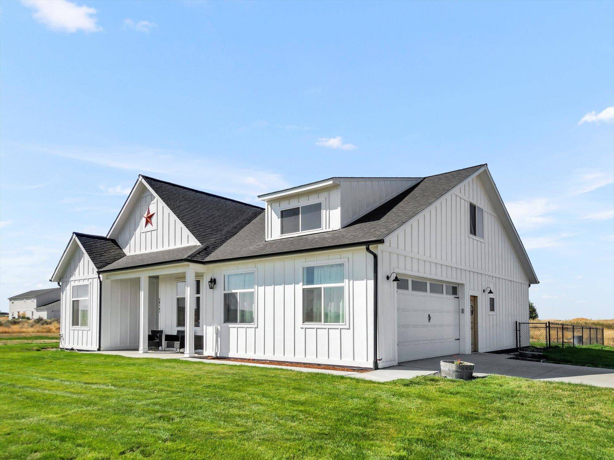 28141 N Wild Rose Ln, Davenport, WA 99122