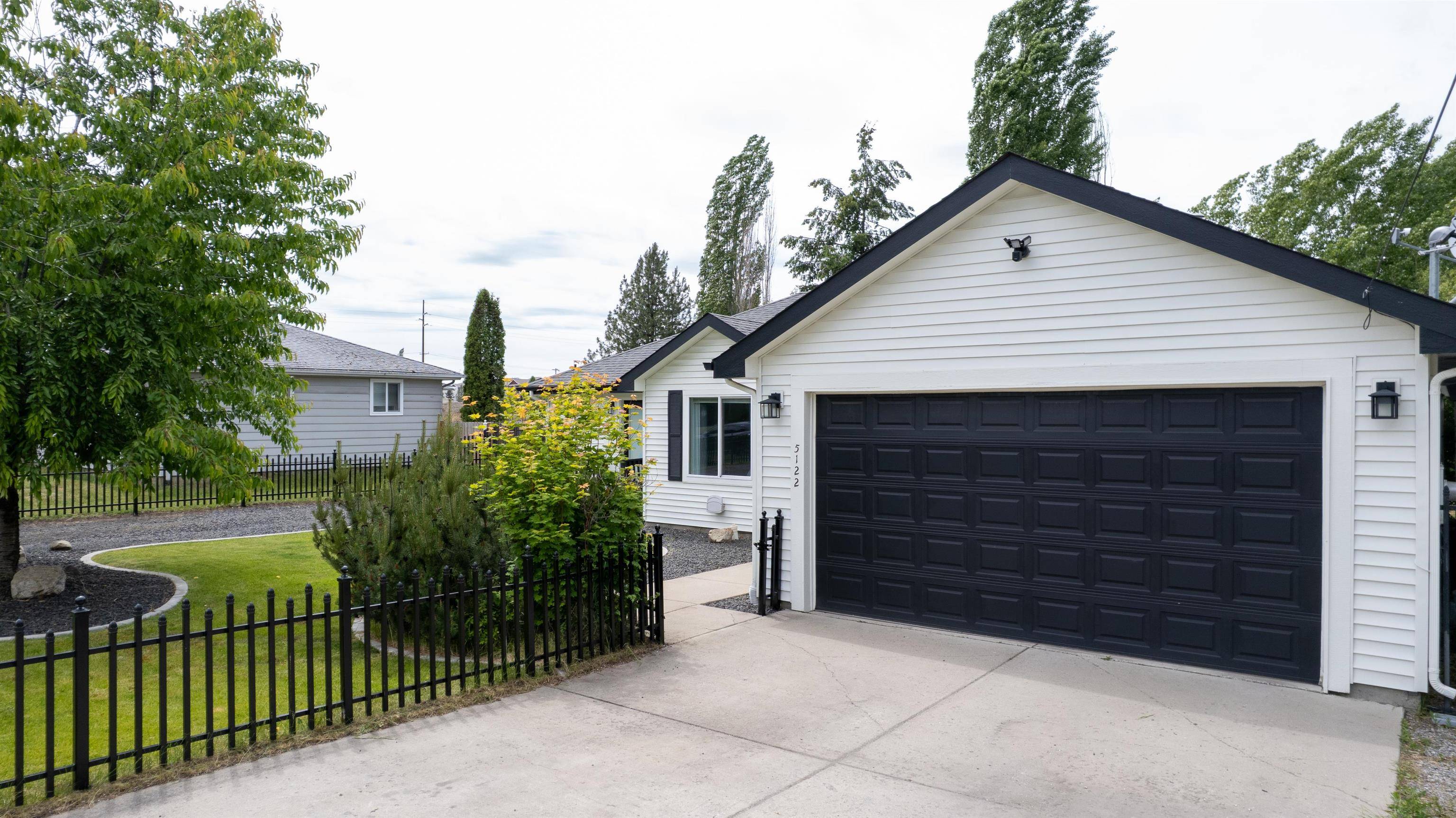 5122 S Freya St, Spokane, WA 99223