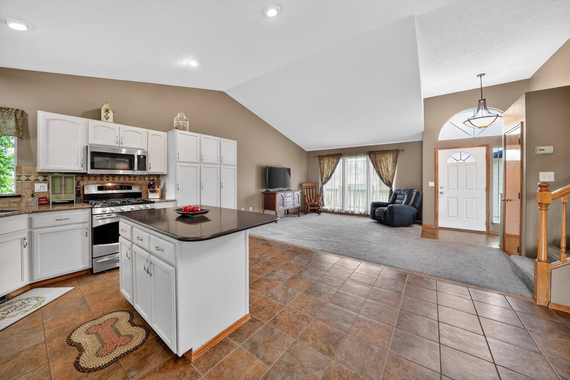 18520 E 9th Ct, Spokane Valley, WA 99016