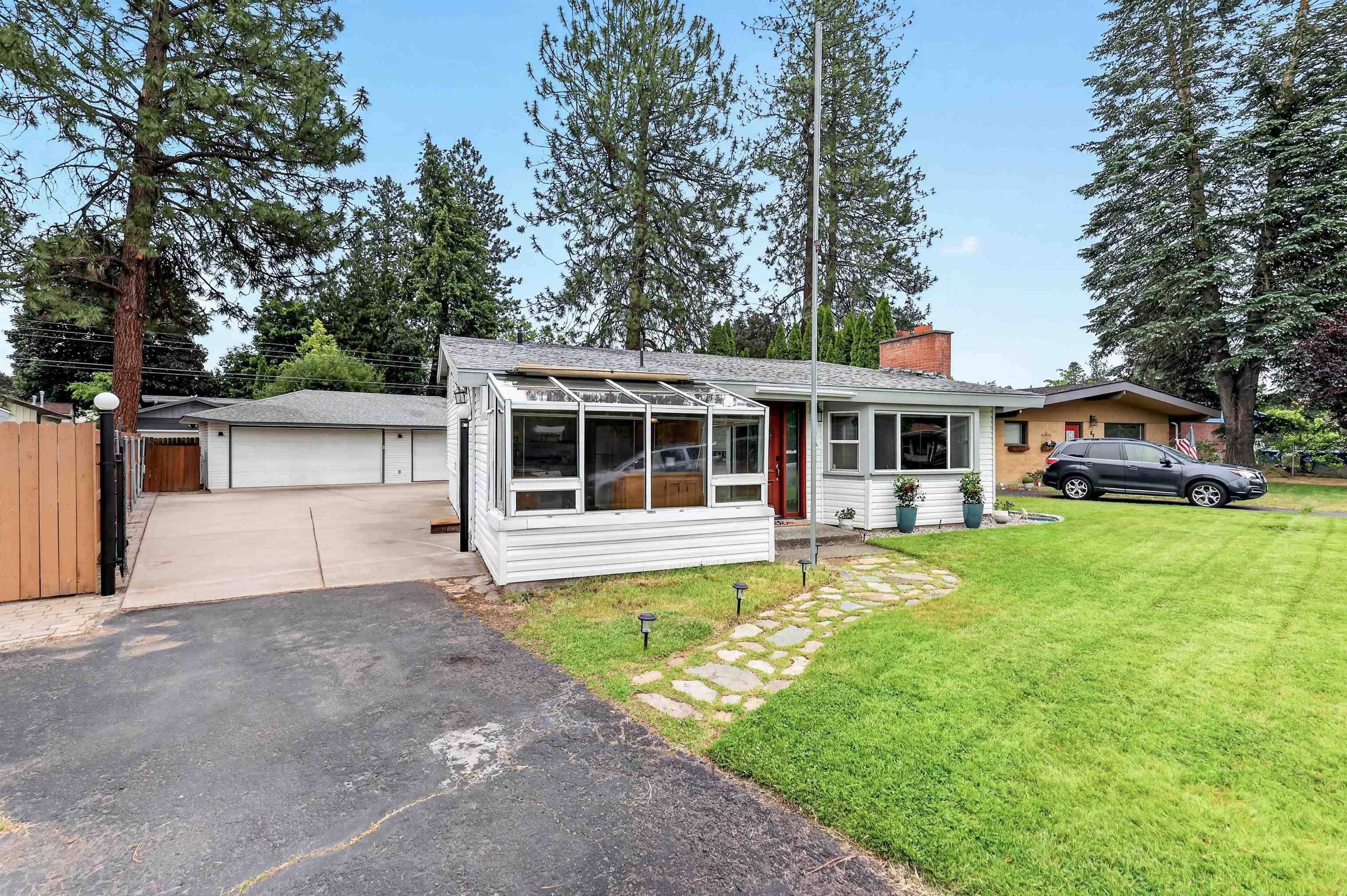 6714 N Stevens St, Spokane, WA 99208
