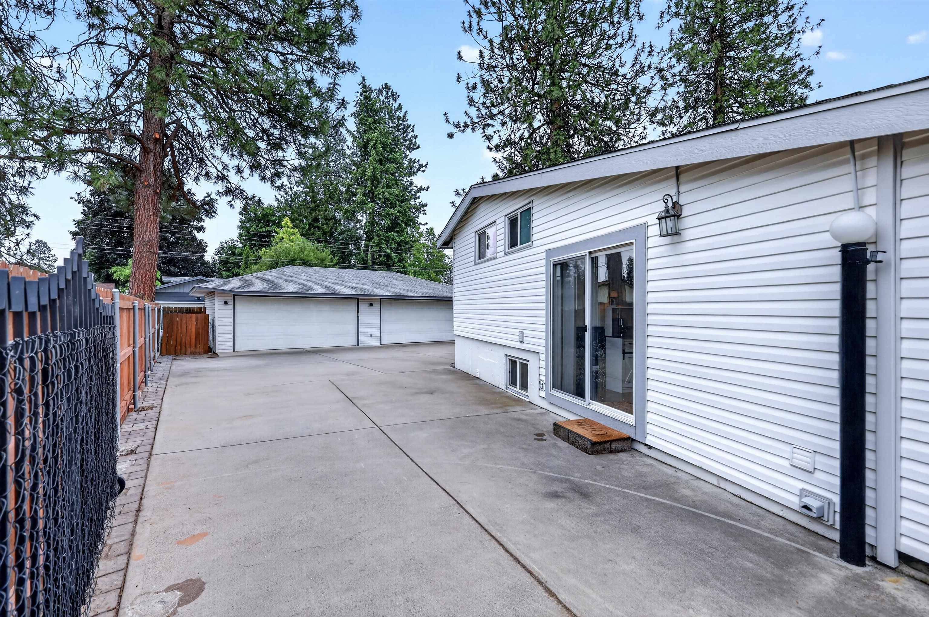 6714 N Stevens St, Spokane, WA 99208