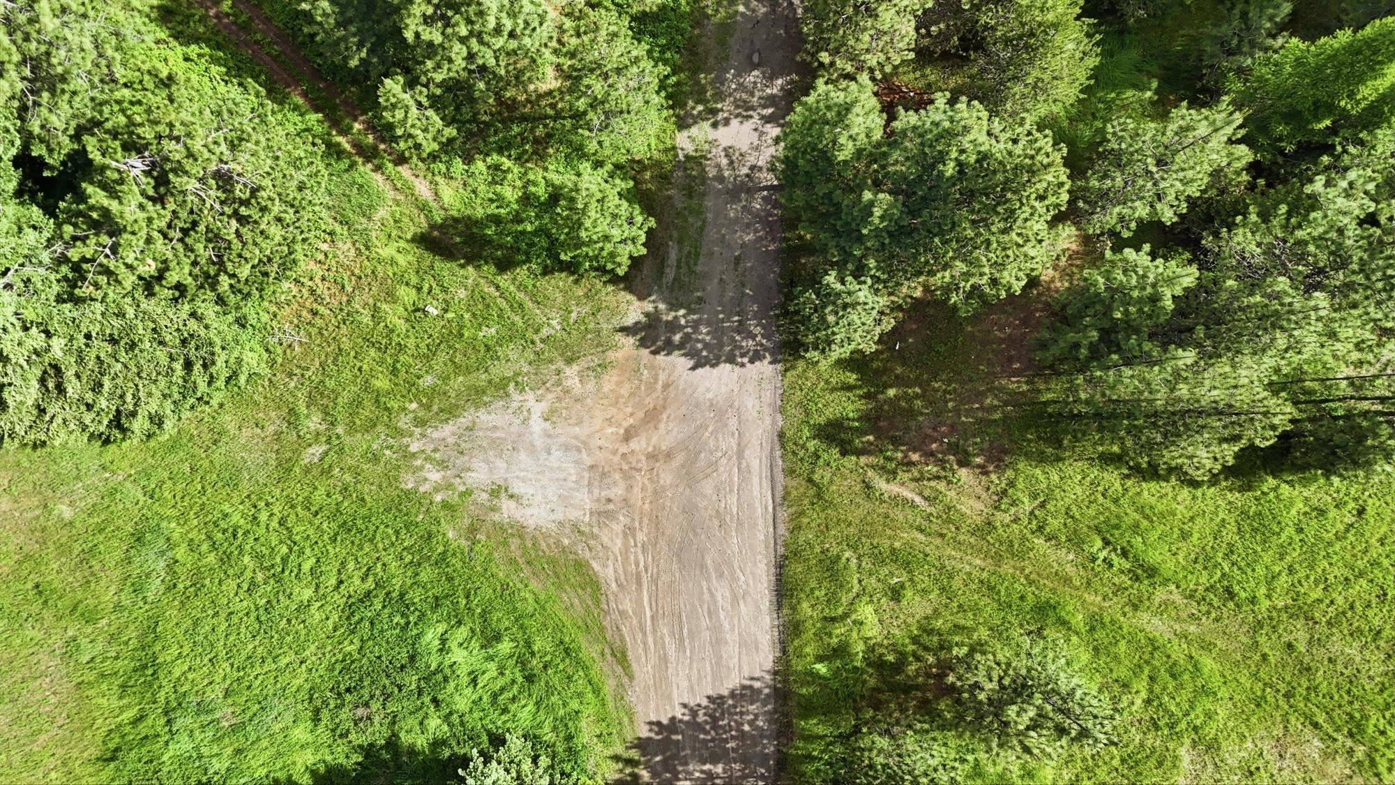 22720 N Travis Rd, Spokane, WA 99021