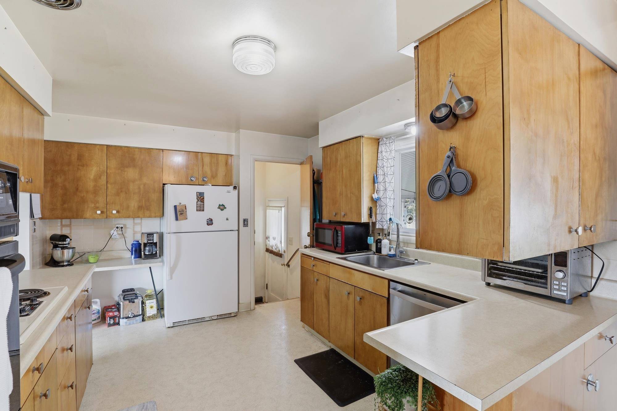 7201 N MONROE St, Spokane, WA 99208